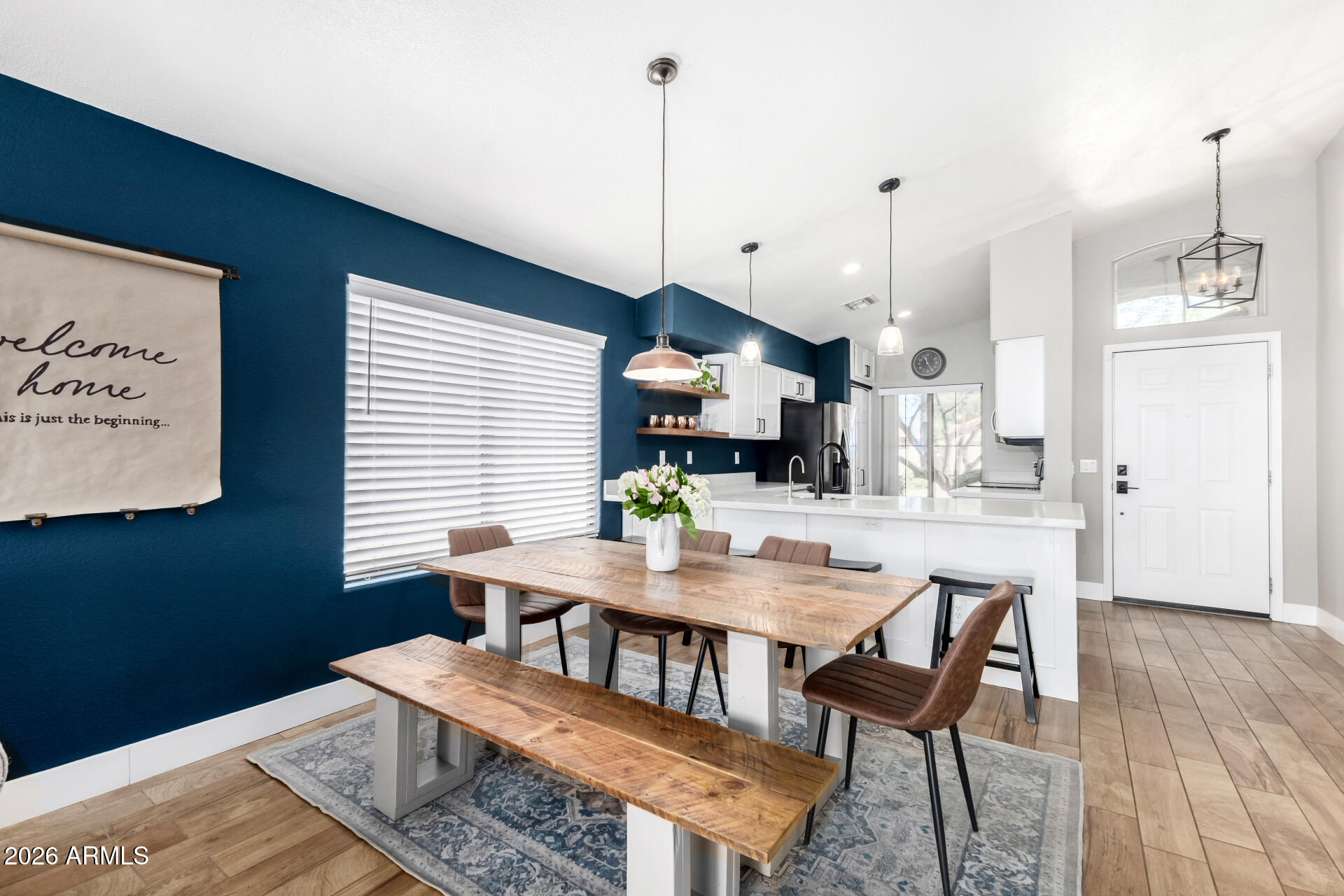 LAS BRISAS POINTE - Residential