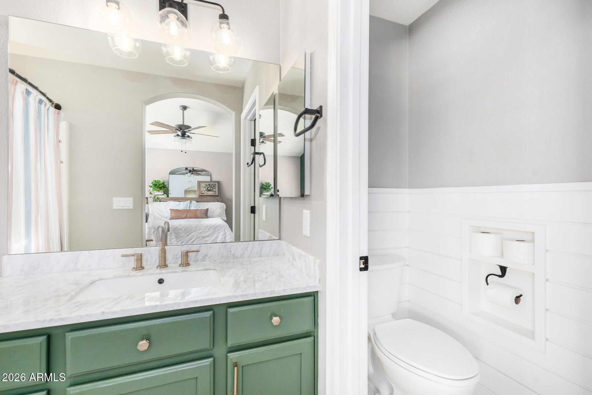 LAS BRISAS POINTE - Residential