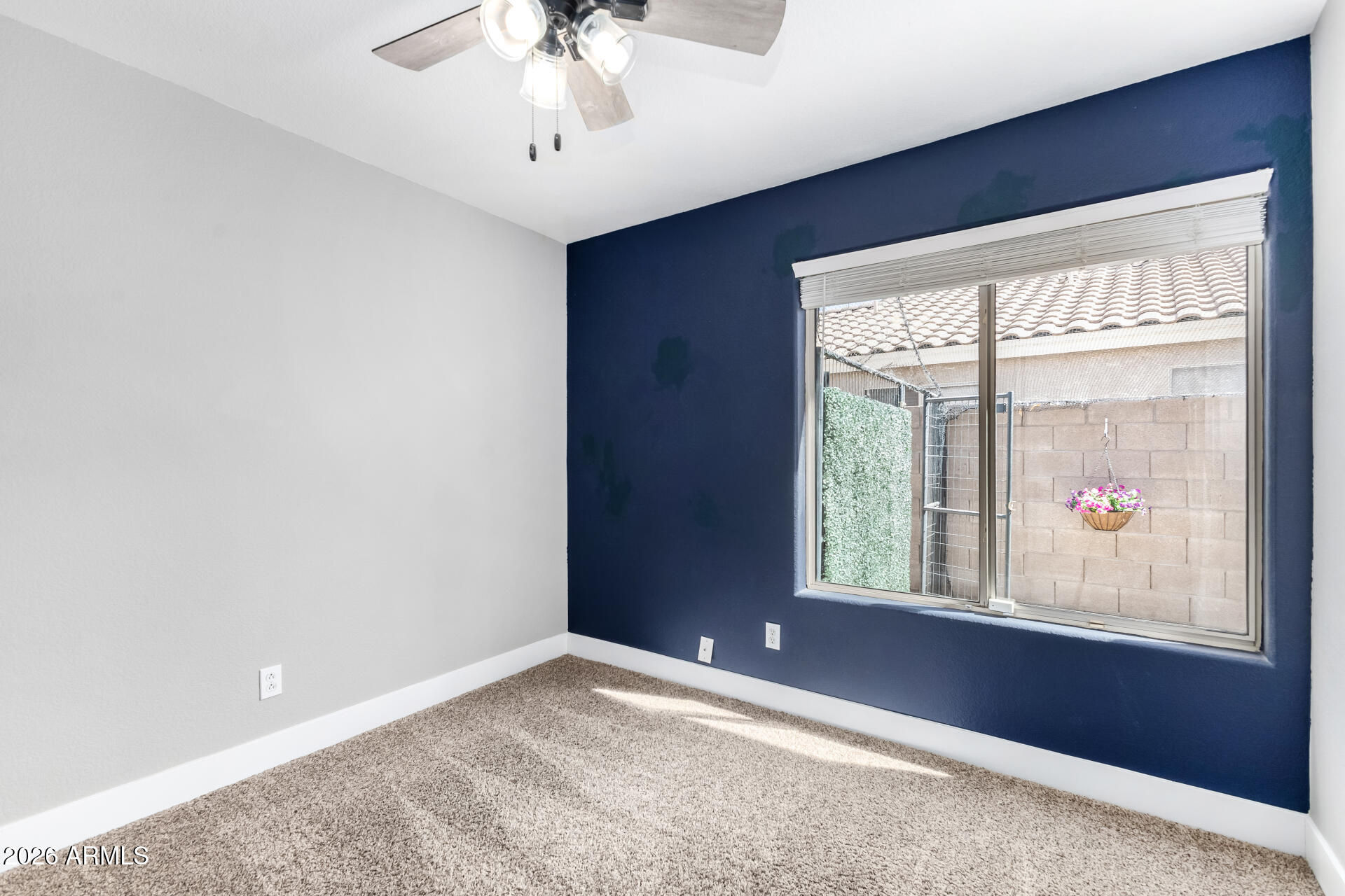 LAS BRISAS POINTE - Residential