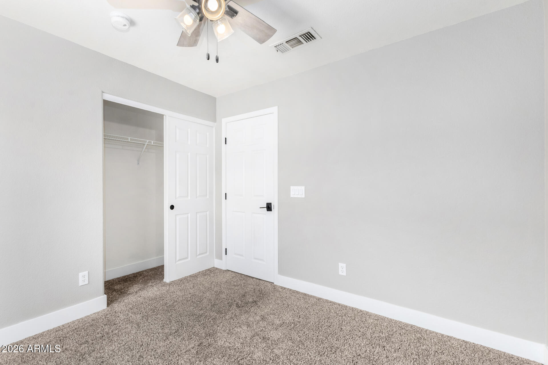 LAS BRISAS POINTE - Residential