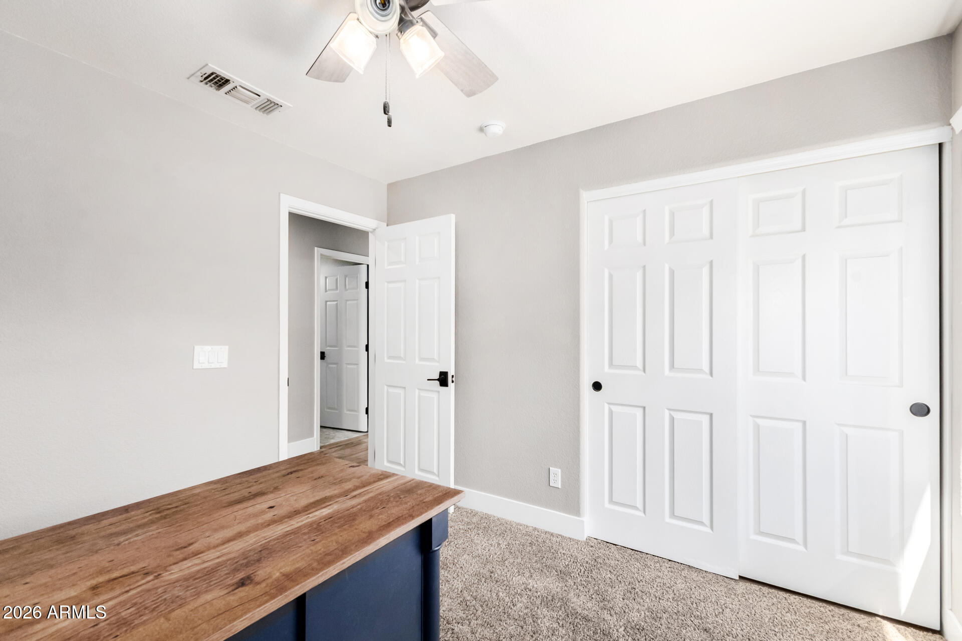 LAS BRISAS POINTE - Residential