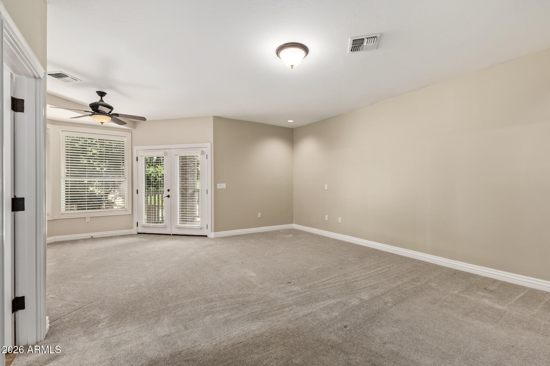 VILLAGE GROVE ESTATES LOT 1-36 TR A - Residential