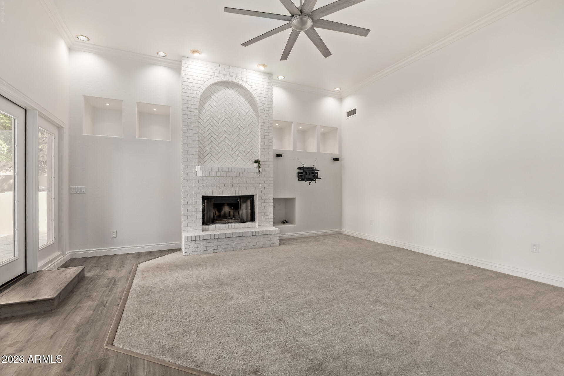 VILLAGE GROVE ESTATES LOT 1-36 TR A - Residential