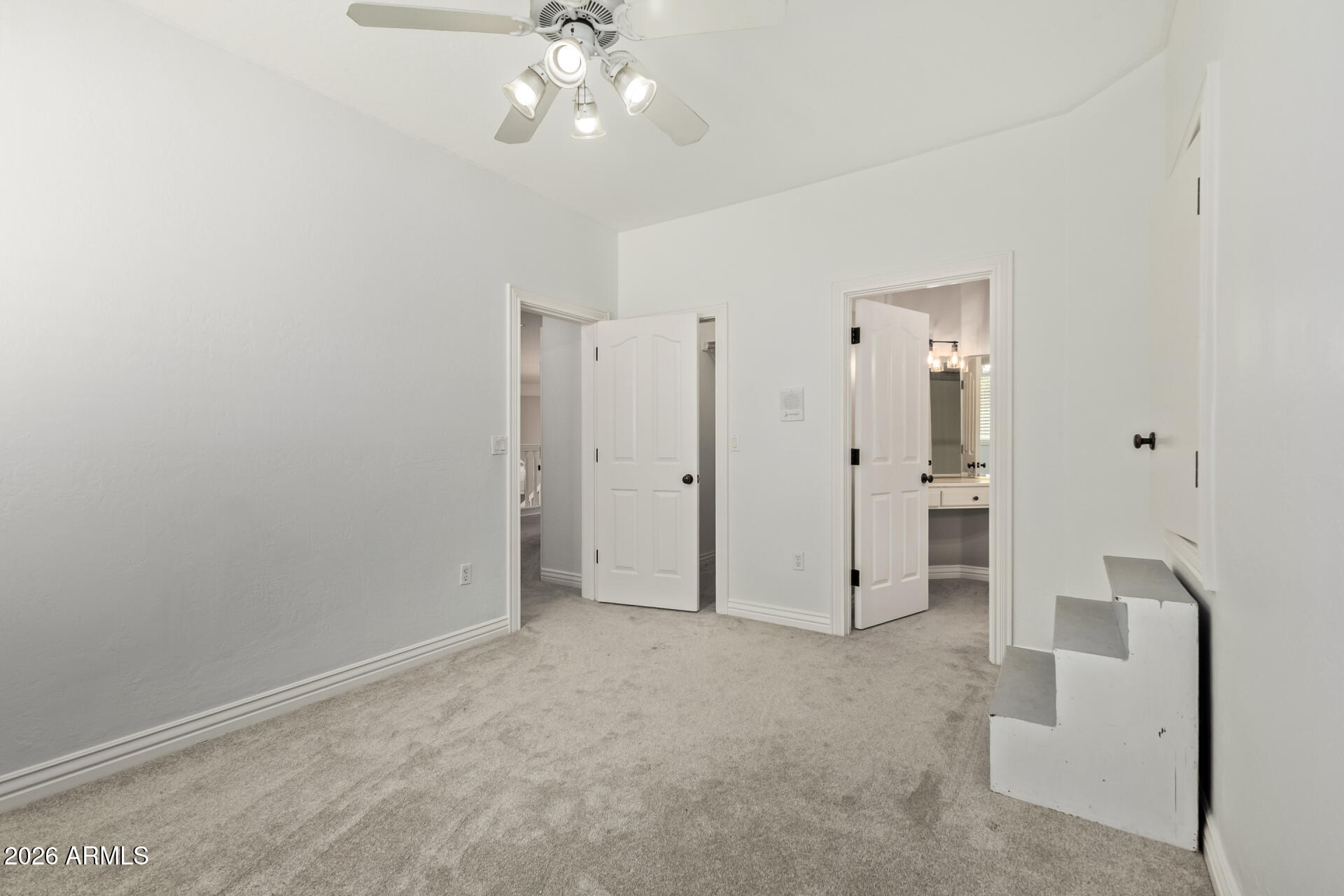 VILLAGE GROVE ESTATES LOT 1-36 TR A - Residential