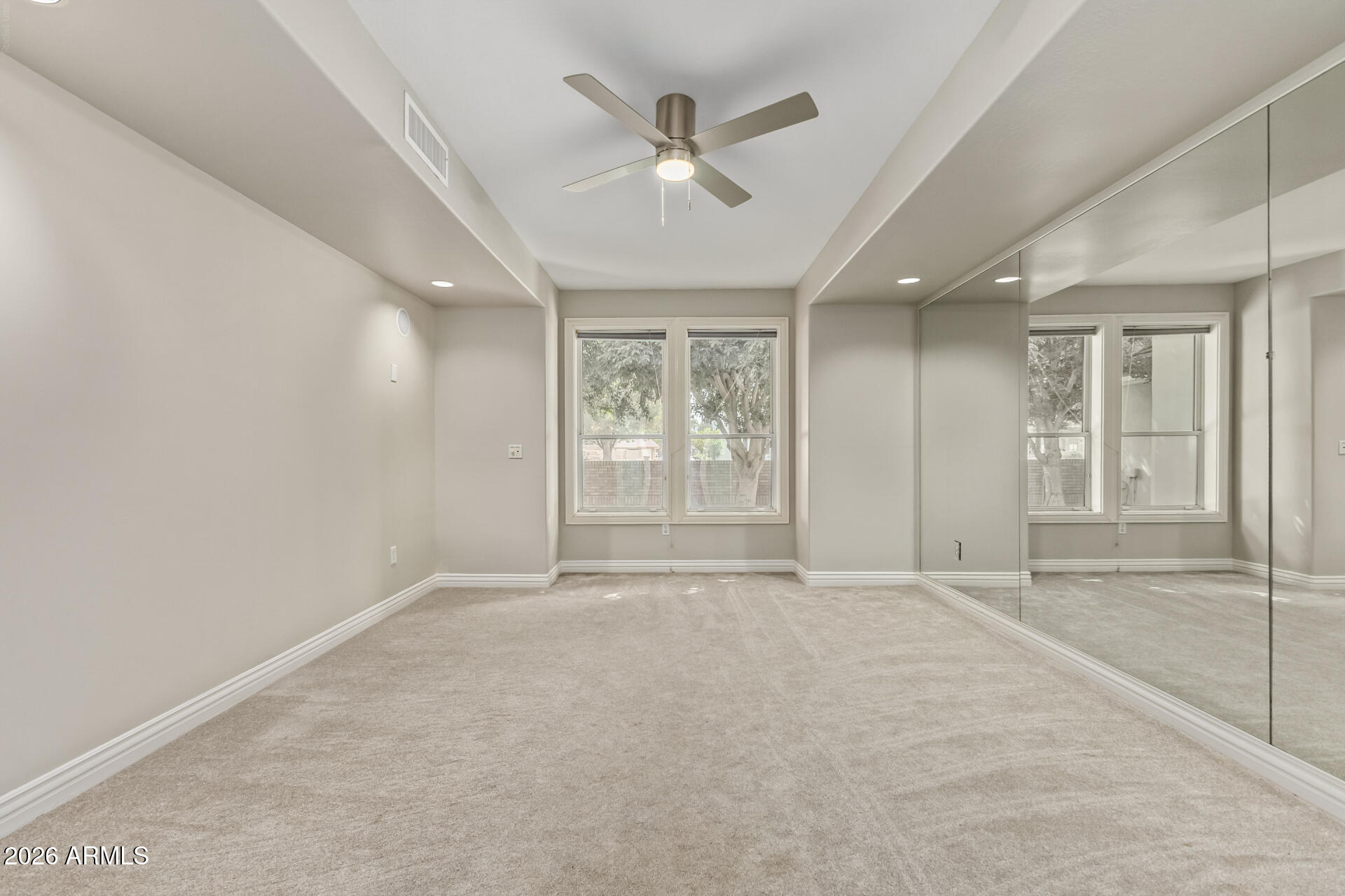 VILLAGE GROVE ESTATES LOT 1-36 TR A - Residential