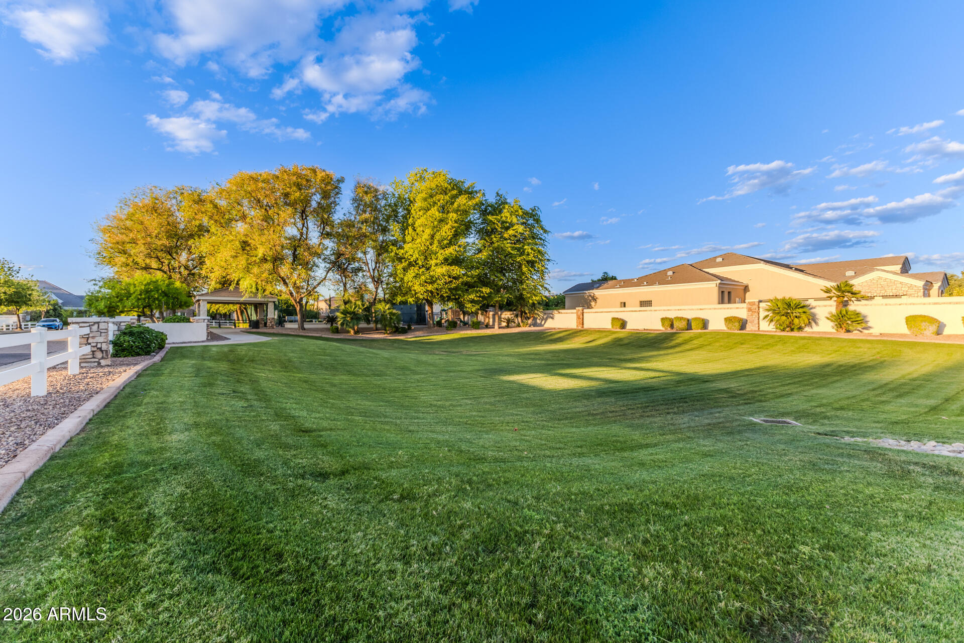 VILLAGE GROVE ESTATES LOT 1-36 TR A - Residential