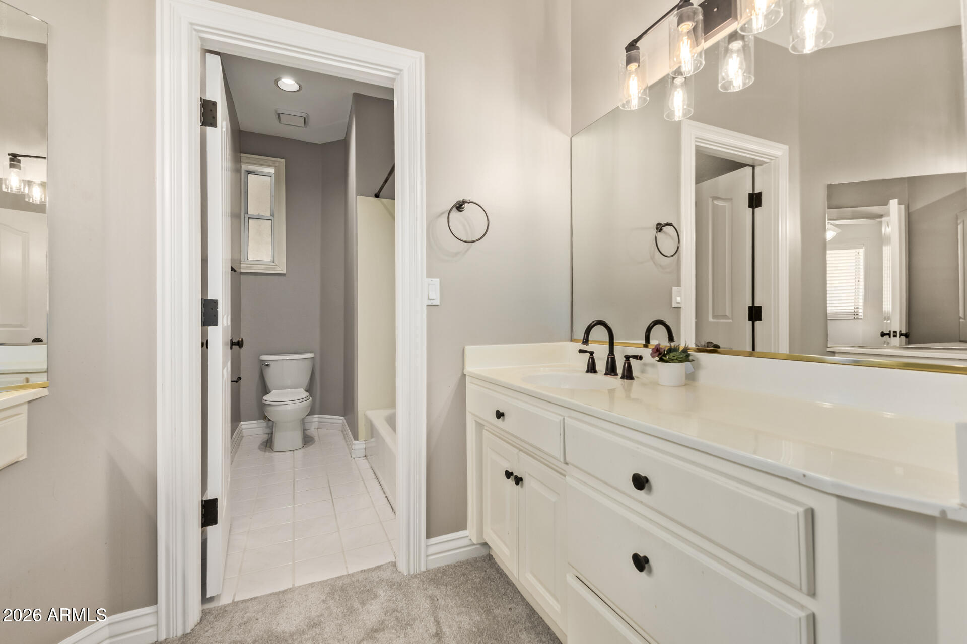 VILLAGE GROVE ESTATES LOT 1-36 TR A - Residential