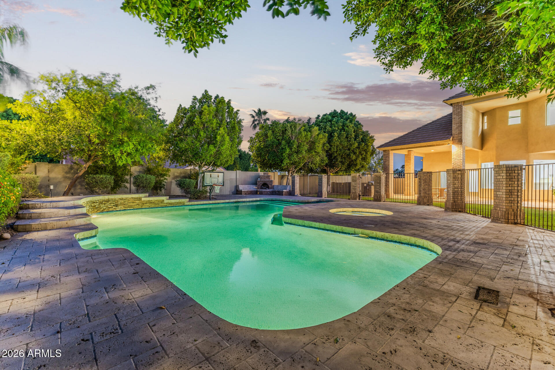 VILLAGE GROVE ESTATES LOT 1-36 TR A - Residential
