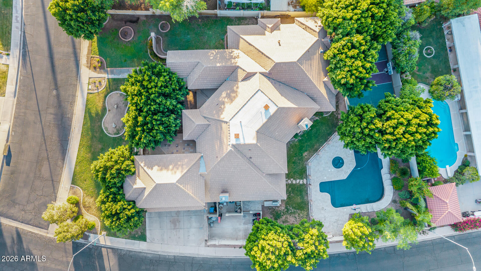VILLAGE GROVE ESTATES LOT 1-36 TR A - Residential