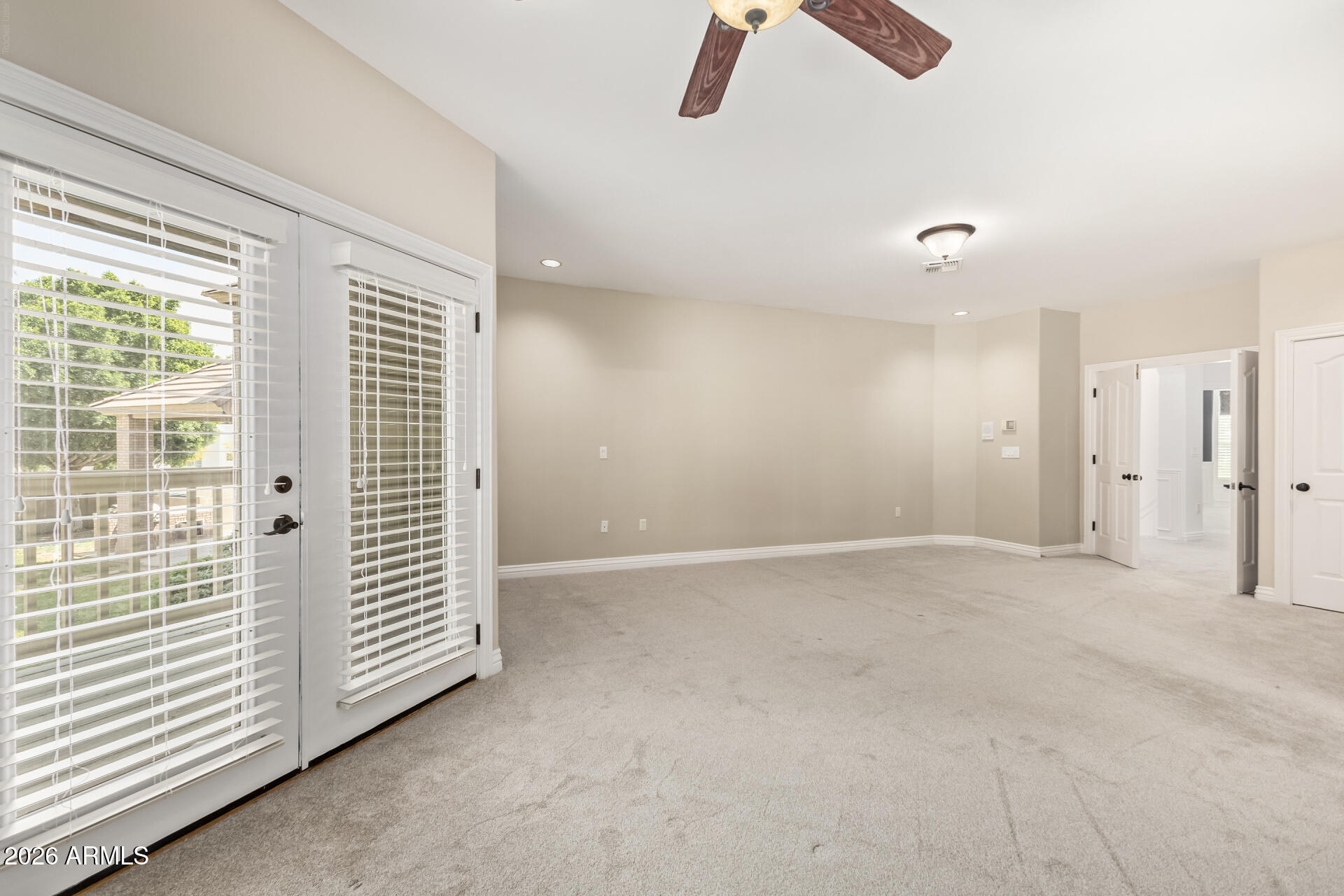 VILLAGE GROVE ESTATES LOT 1-36 TR A - Residential