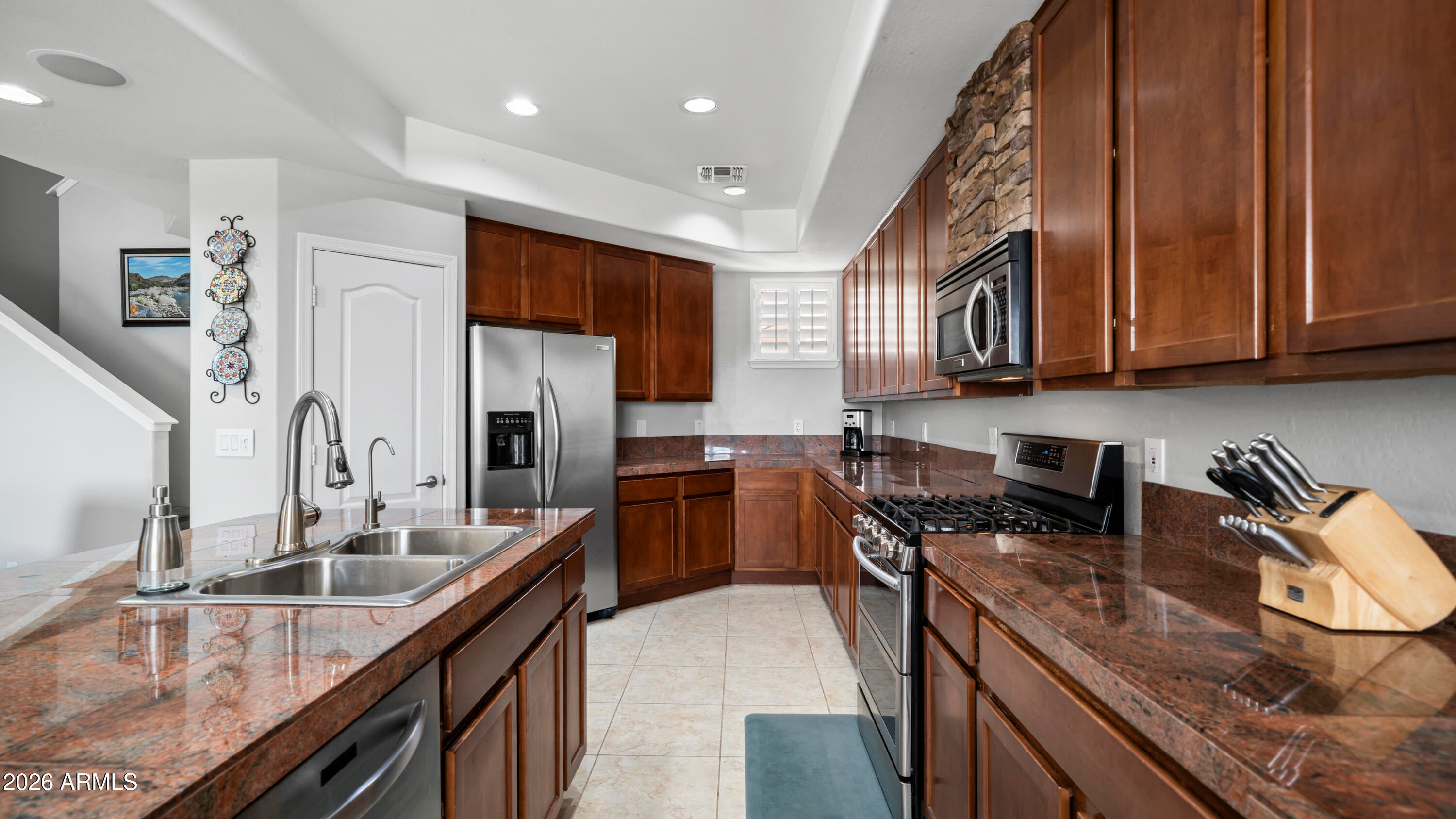 VILLAS AT SQUAW PEAK CONDOMINIUM - Residential