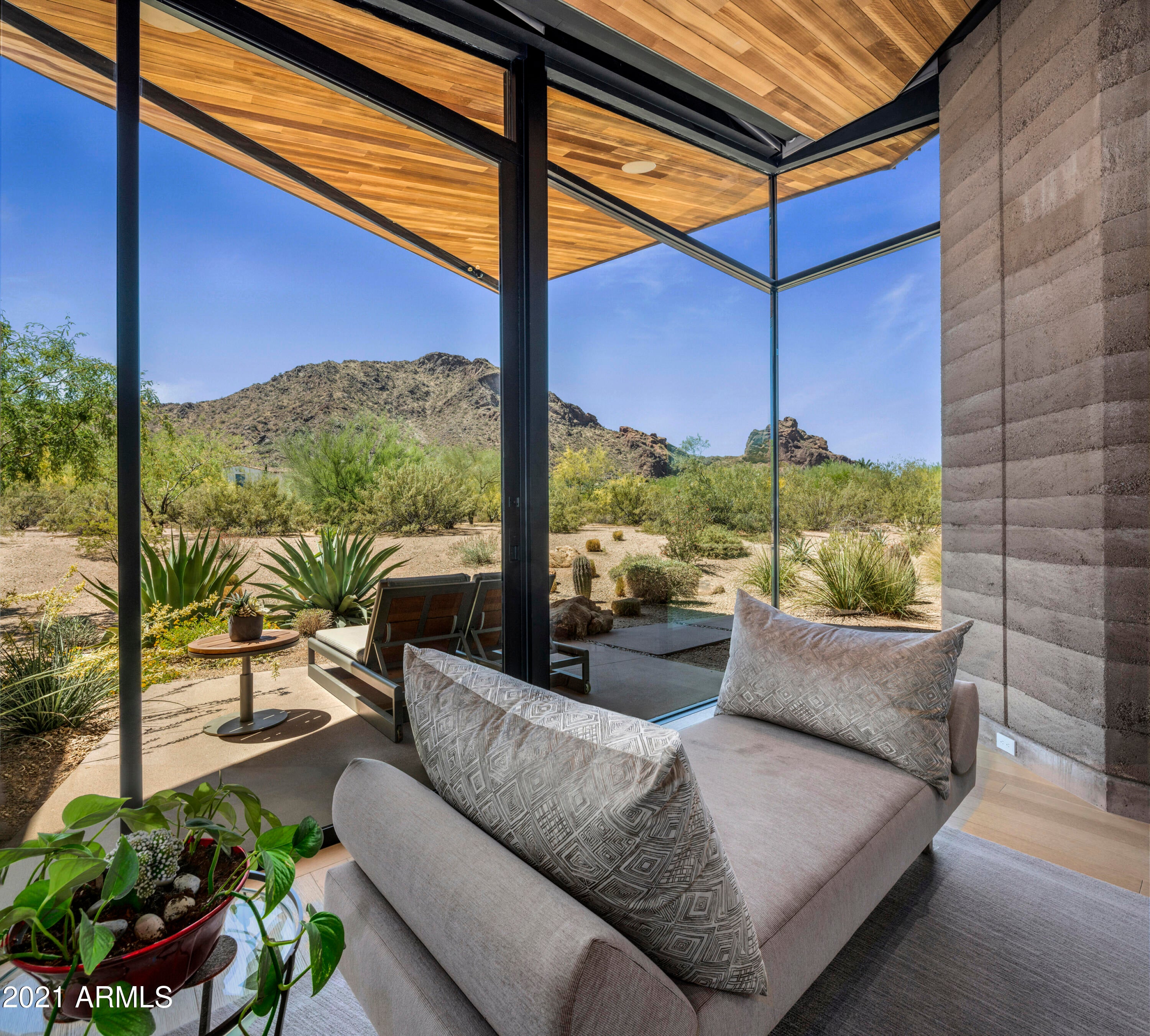 NAUNI VALLEY RANCH 5 - Residential
