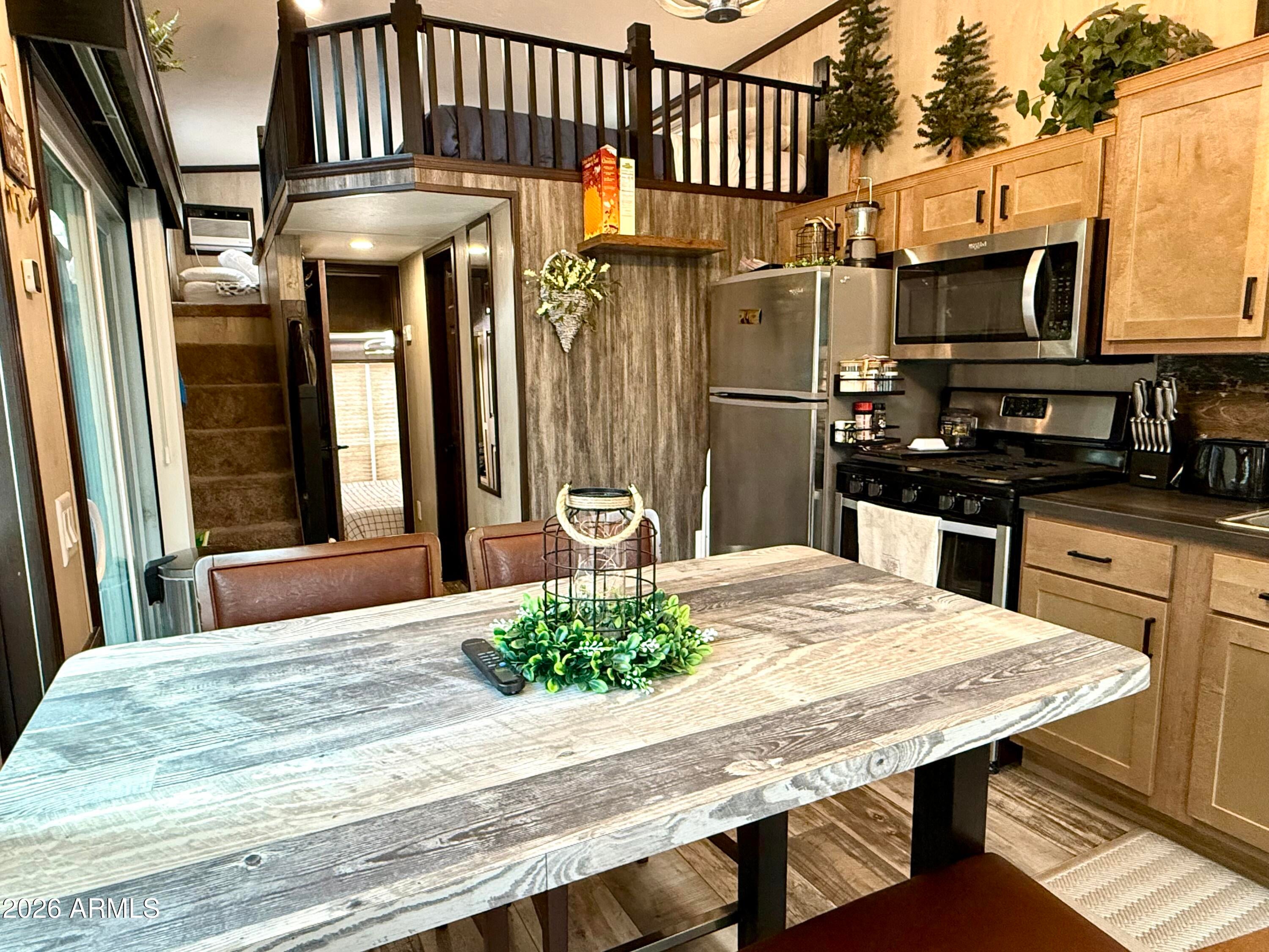 WHITE MOUNTAIN VACATION VILLAGE UNIT 2 - Residential