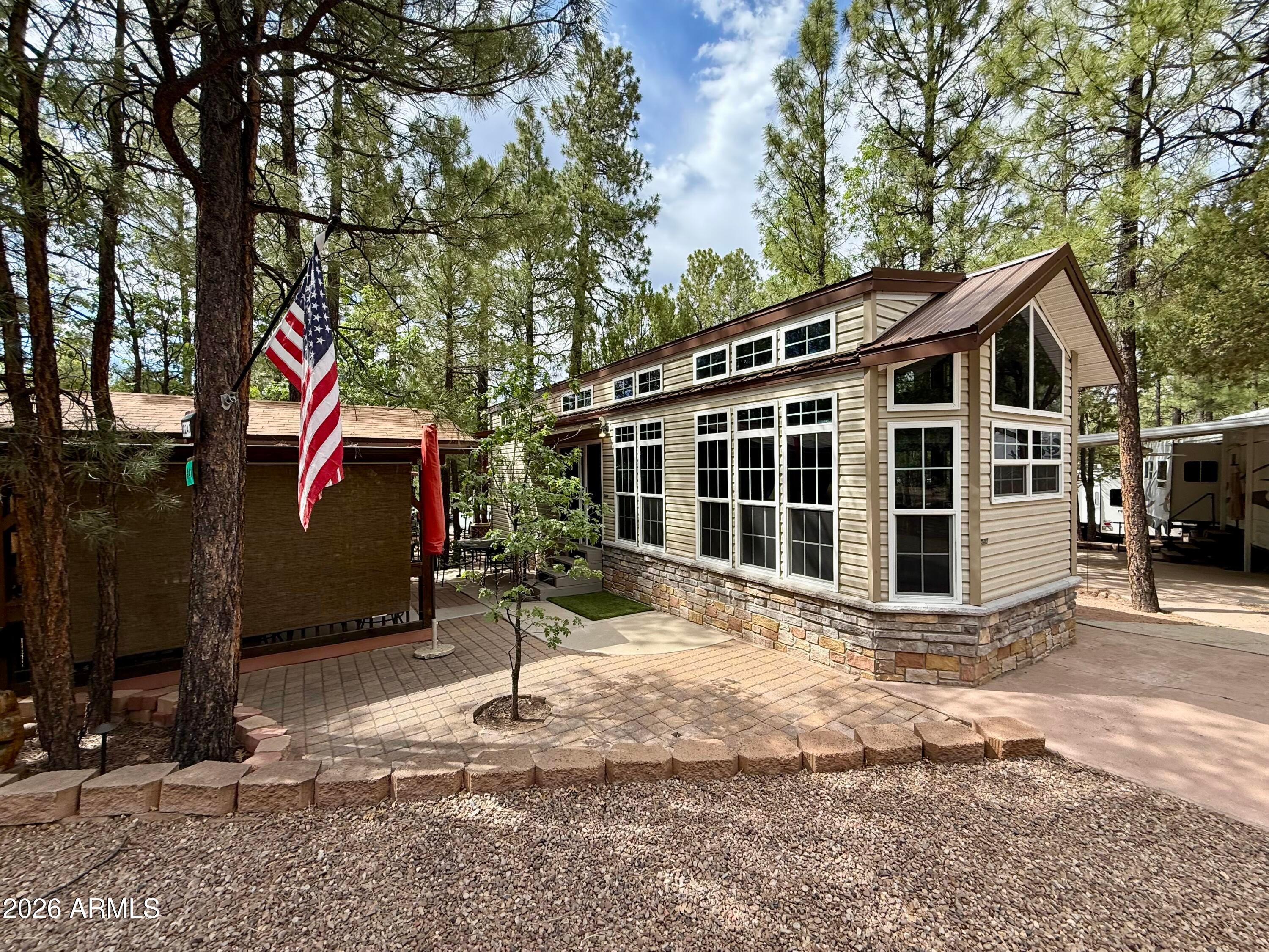 WHITE MOUNTAIN VACATION VILLAGE UNIT 2 - Residential
