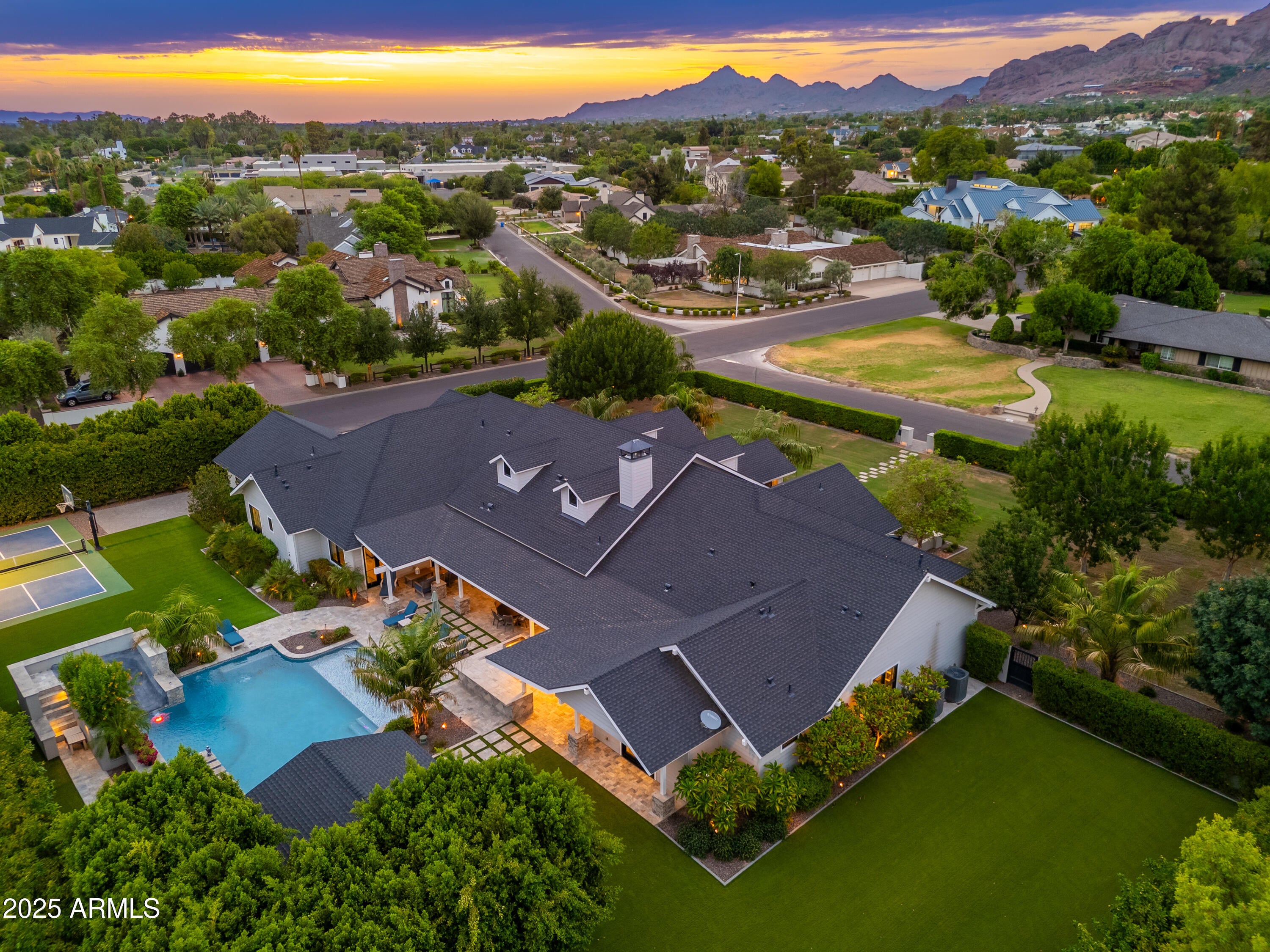 DEL RAY ESTATES - Residential