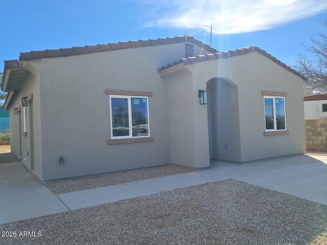 Beautiful Brand New 2026 Build 3 bed 2 bath home with Air-conditioning, tile throughout, and plenty of space with this open concept design.