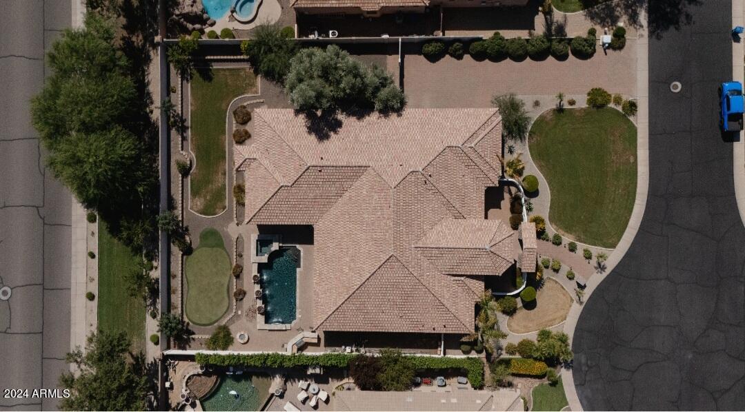 TIERRA LINDA - Residential