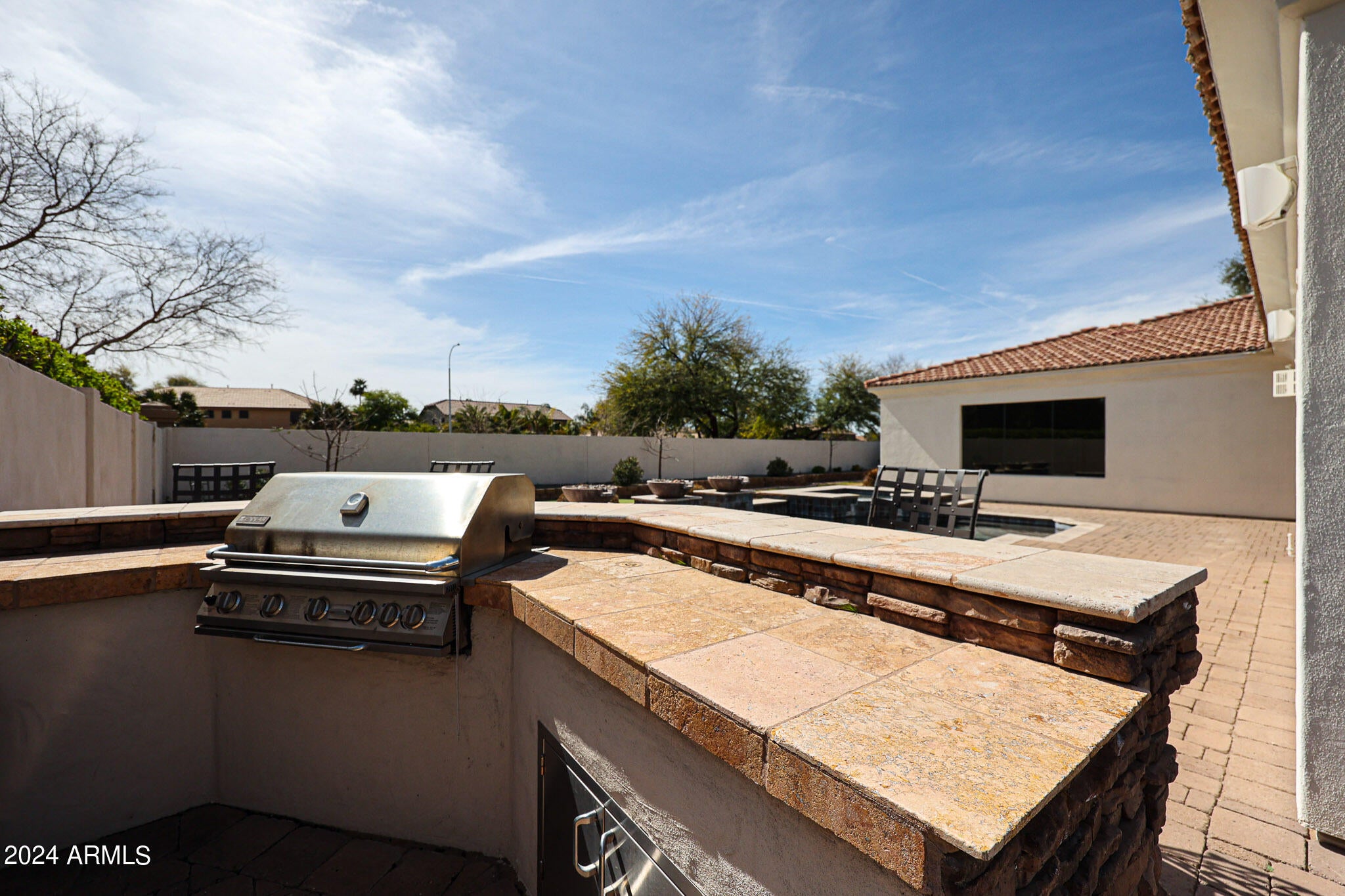 TIERRA LINDA - Residential
