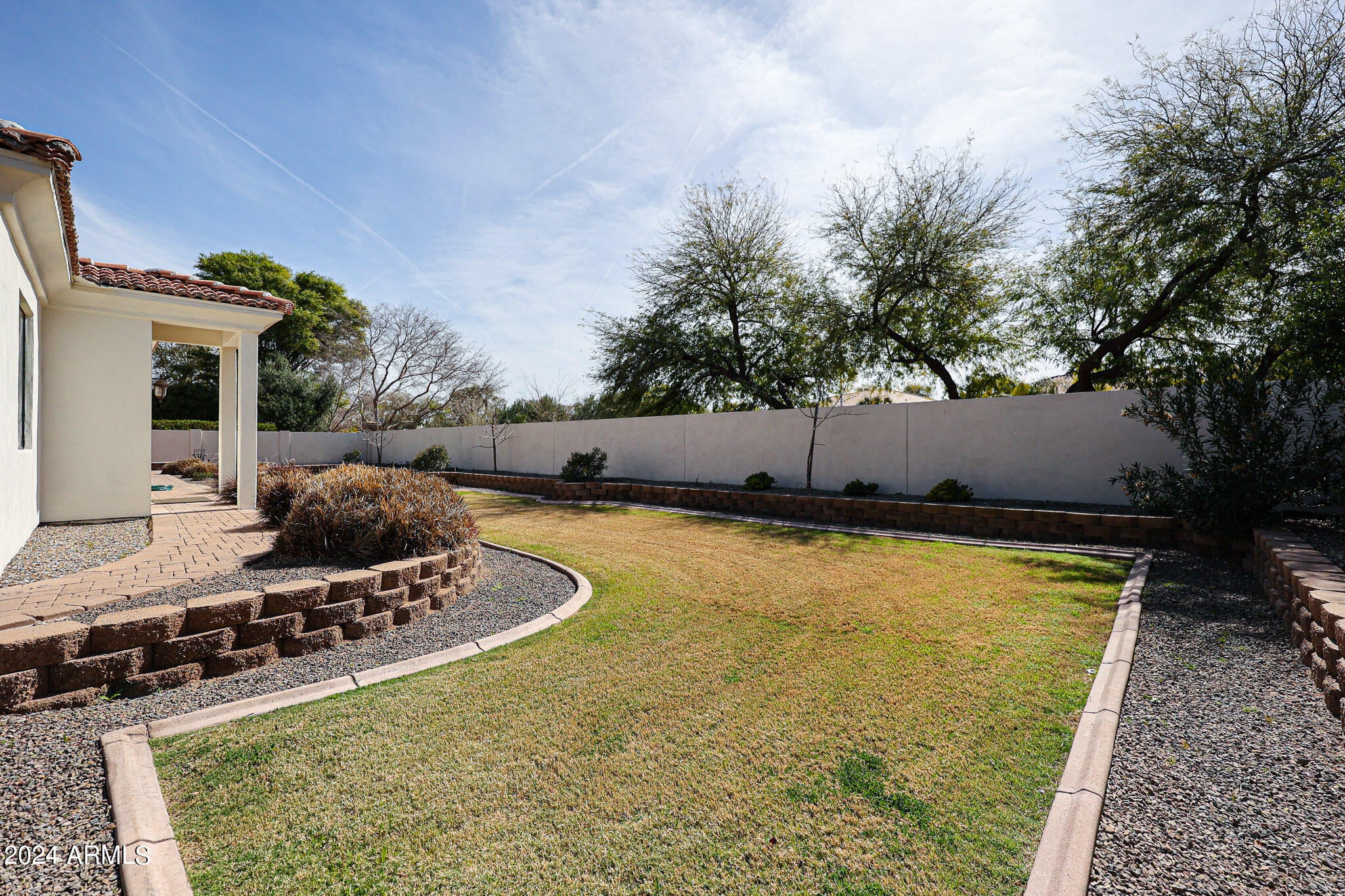 TIERRA LINDA - Residential