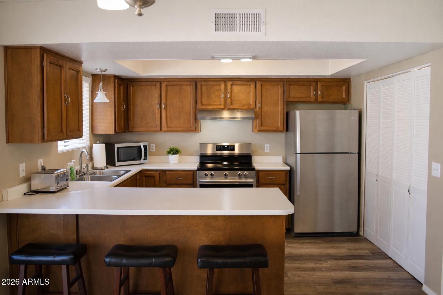 WESTGREEN TOWN HOUSES - Residential