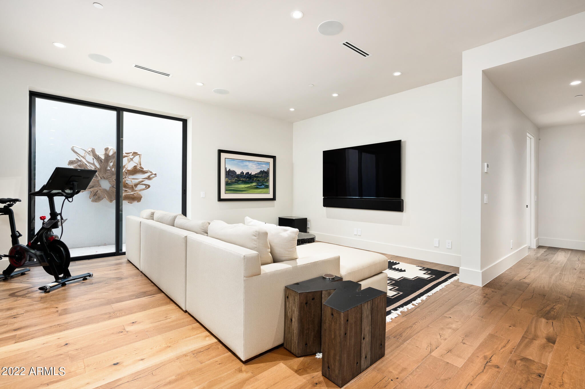 RITZ-CARLTON - Residential