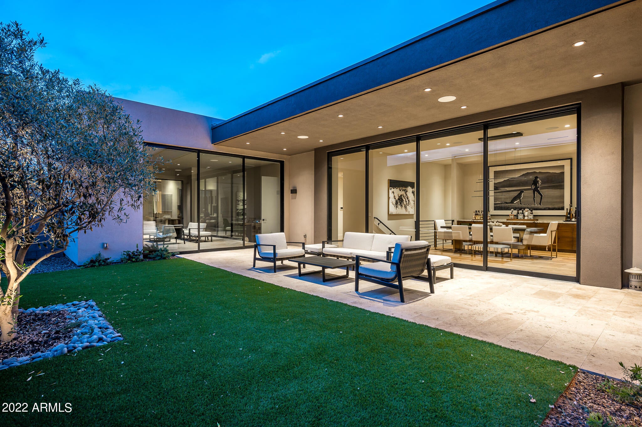 RITZ-CARLTON - Residential