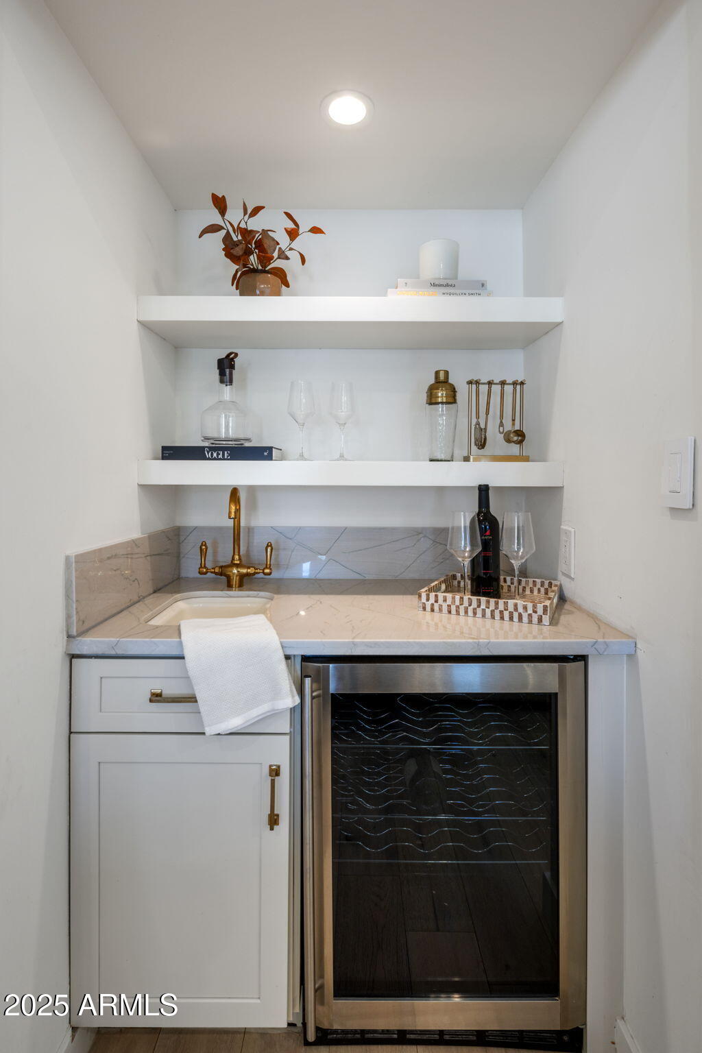 HERITAGE HILLS UNIT 2 - Residential