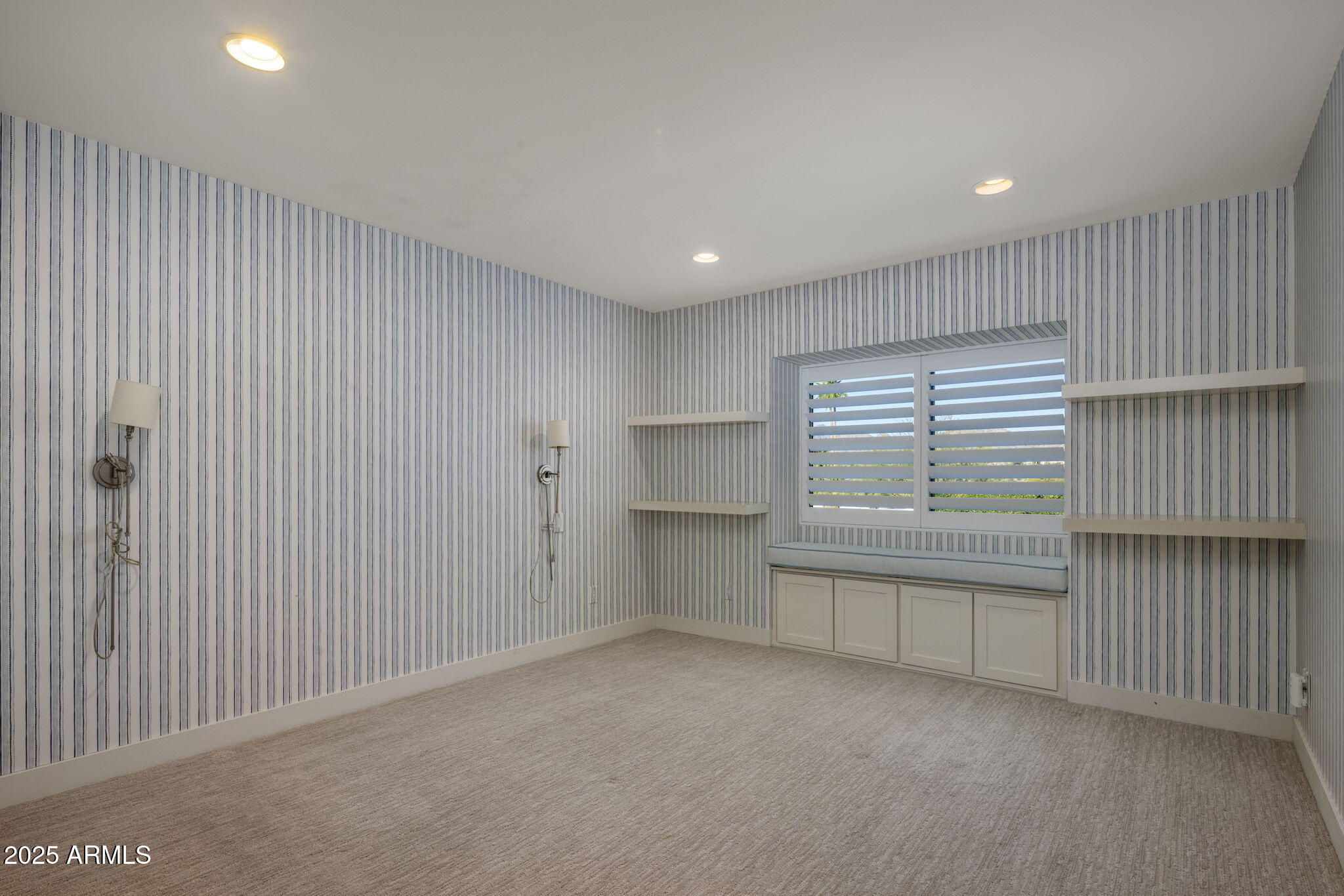 HERITAGE HILLS UNIT 2 - Residential