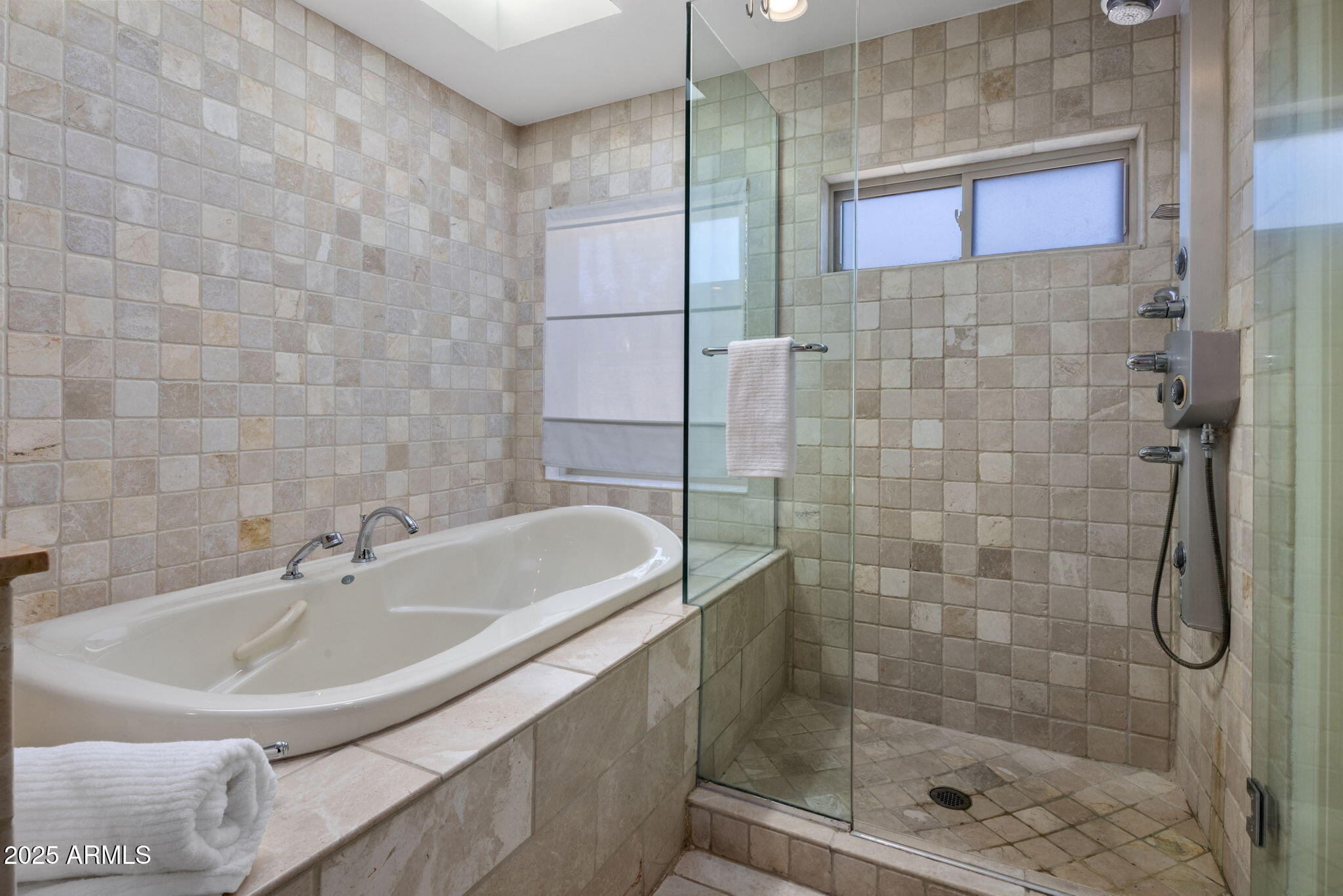 HERITAGE HILLS UNIT 2 - Residential