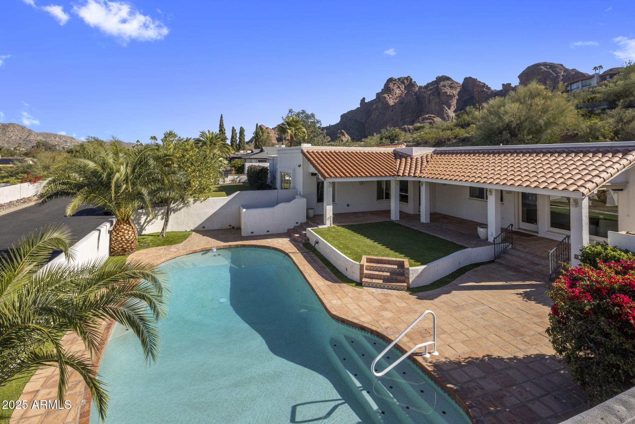 HERITAGE HILLS UNIT 2 - Residential
