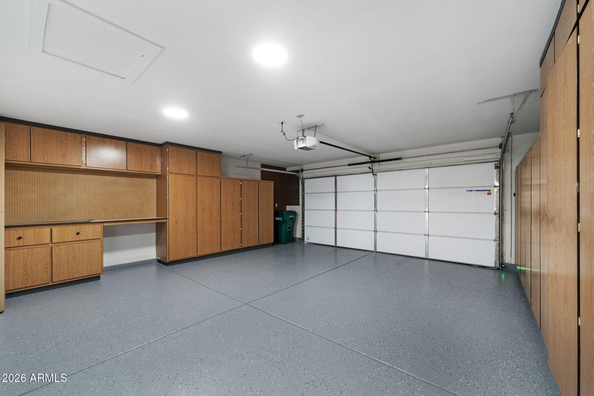 LEISURE WORLD - Residential