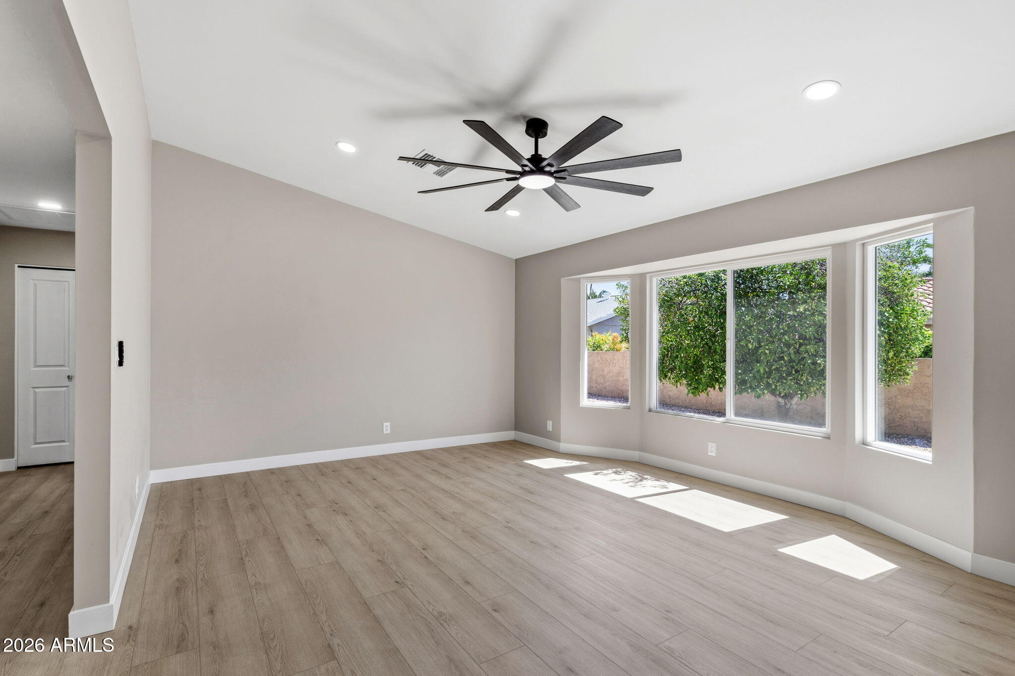 LEISURE WORLD - Residential