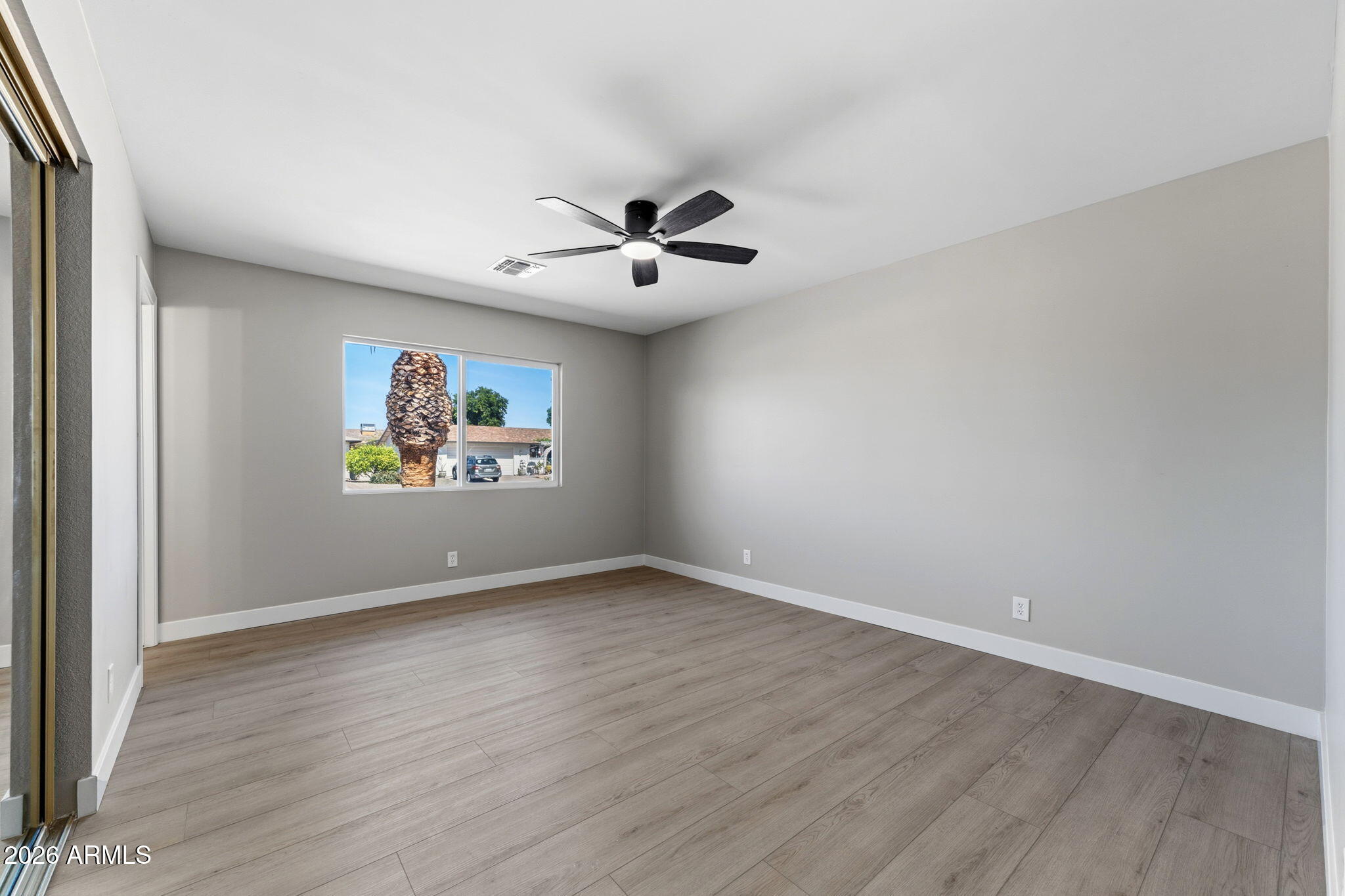 LEISURE WORLD - Residential