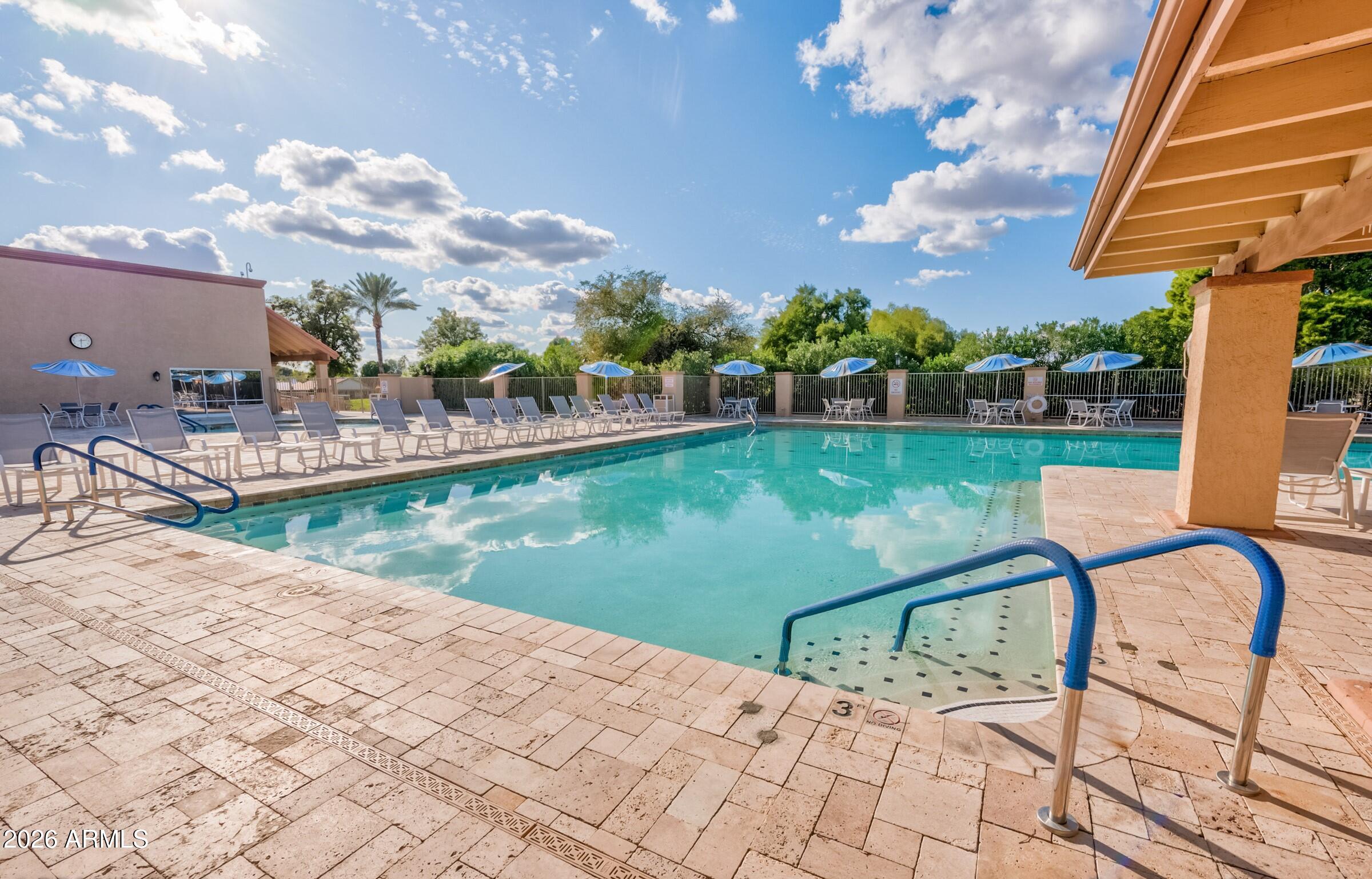 LEISURE WORLD - Residential