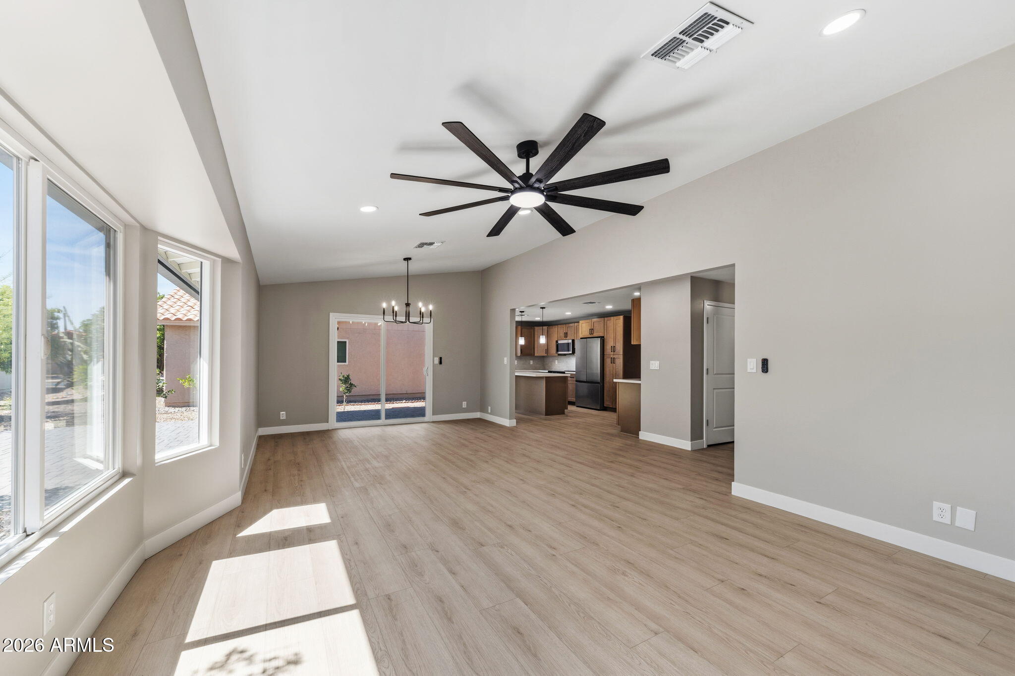 LEISURE WORLD - Residential