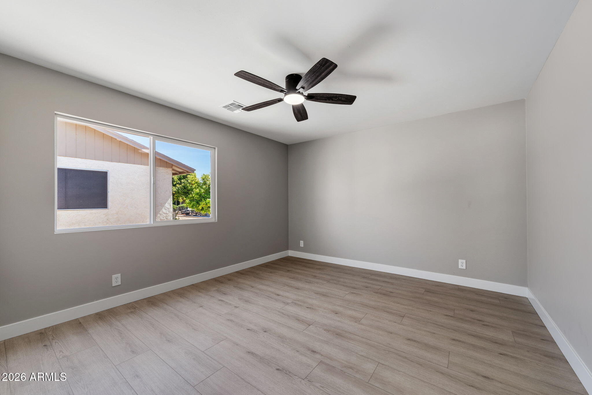 LEISURE WORLD - Residential