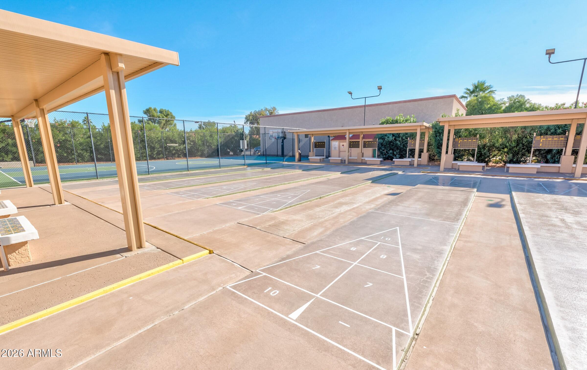 LEISURE WORLD - Residential