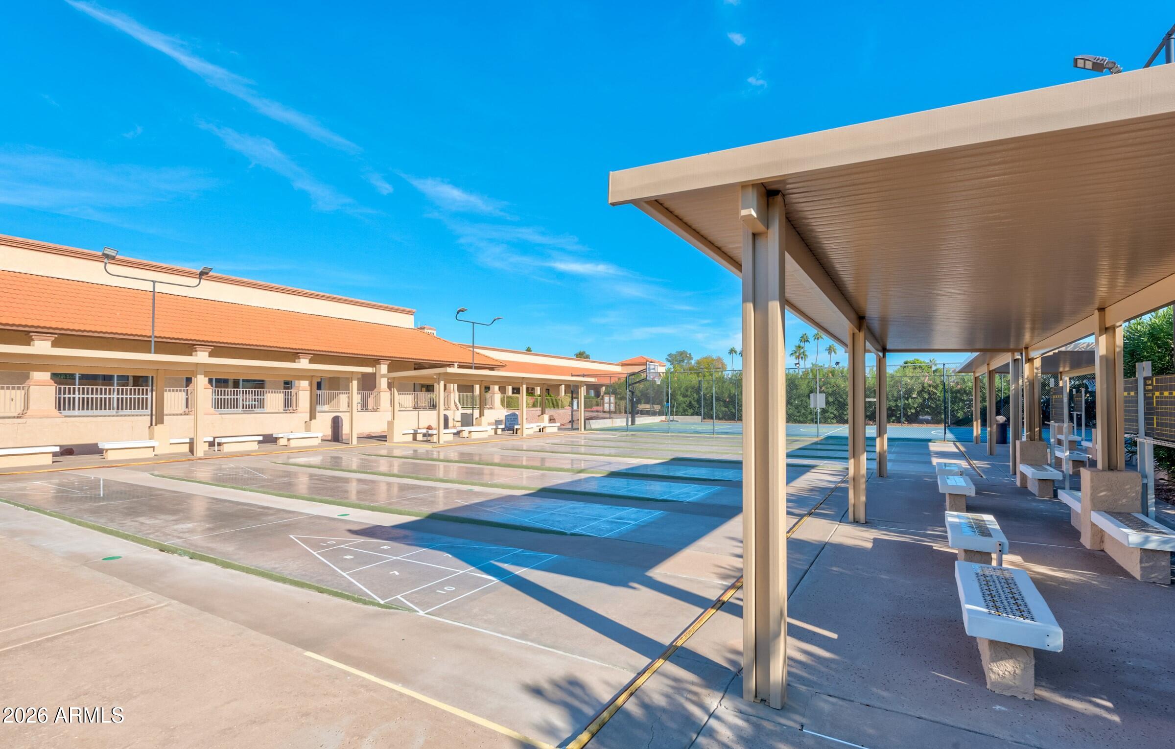 LEISURE WORLD - Residential