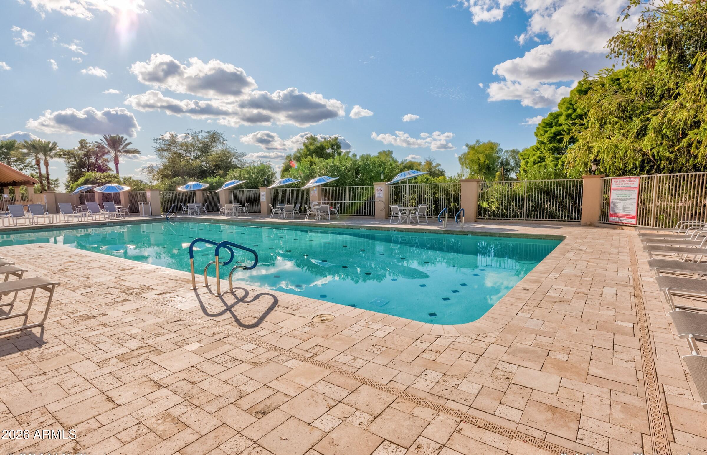 LEISURE WORLD - Residential