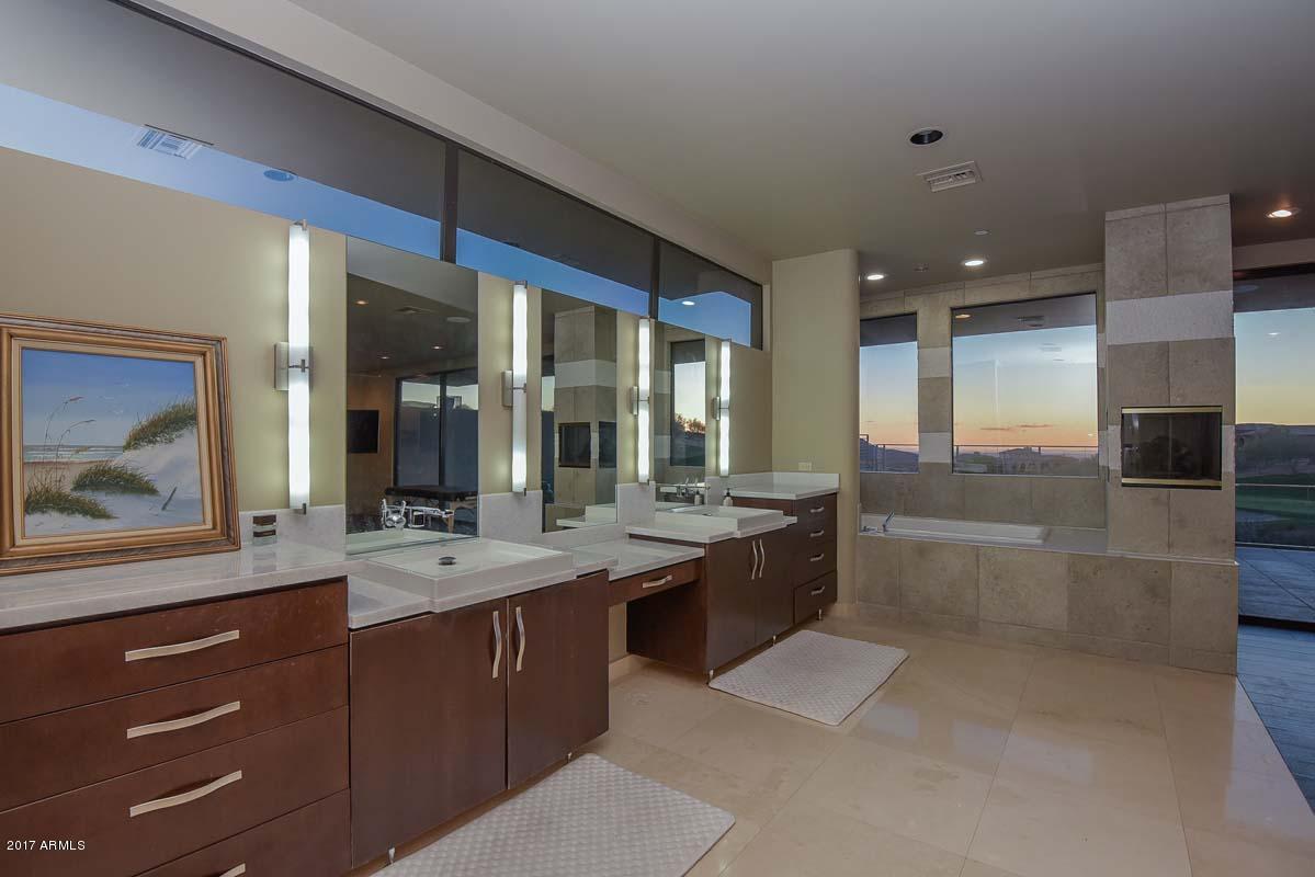 FIREROCK PARCEL M-1 - Residential