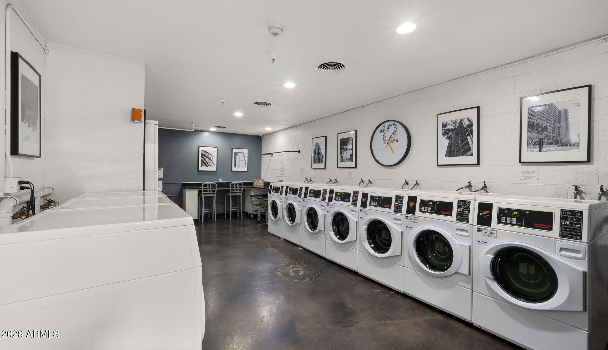LANDMARK TOWERS CONDOMINIUM - Residential