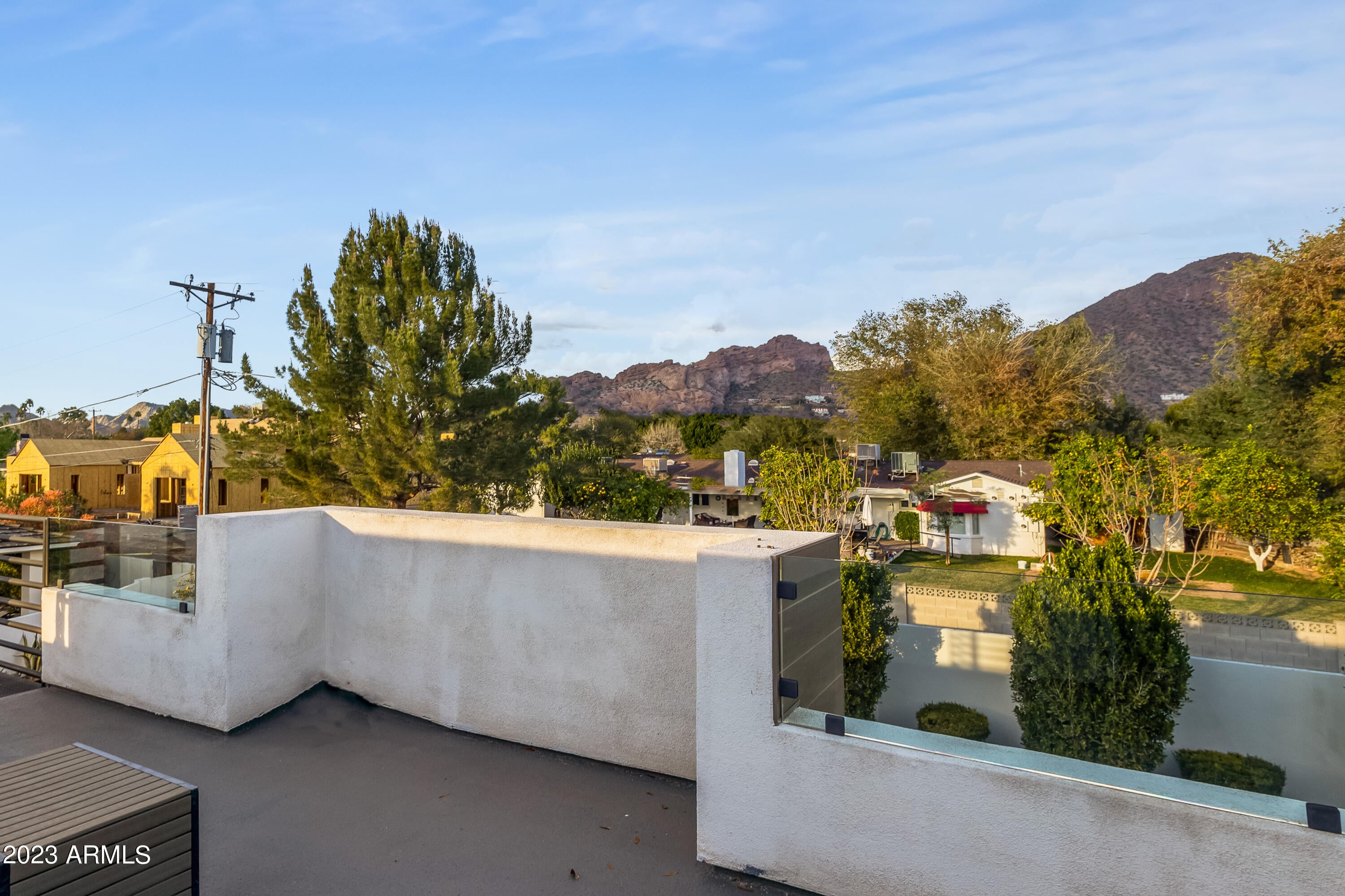 LAFAYETTE VILLA - Residential