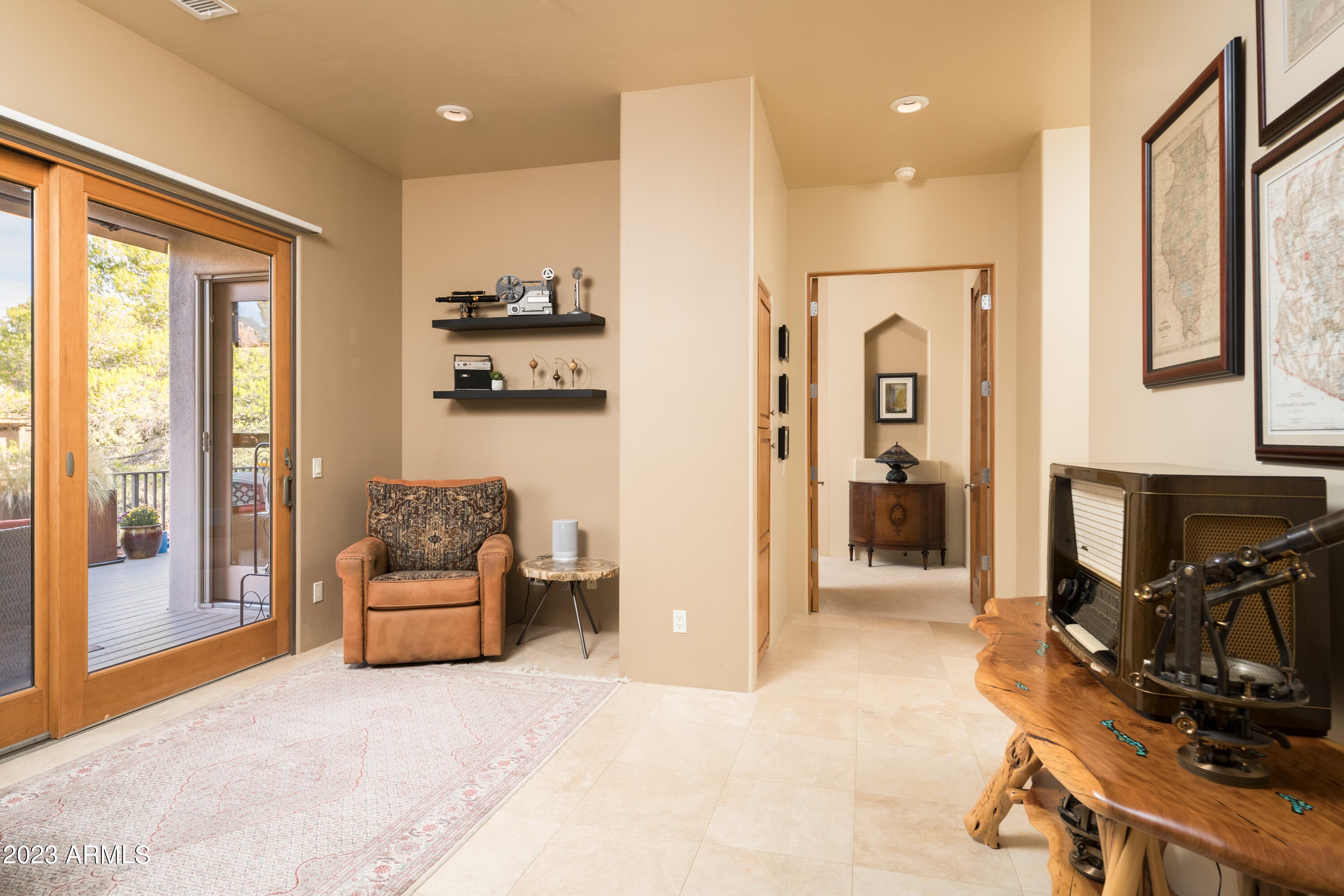 Les Springs - Residential