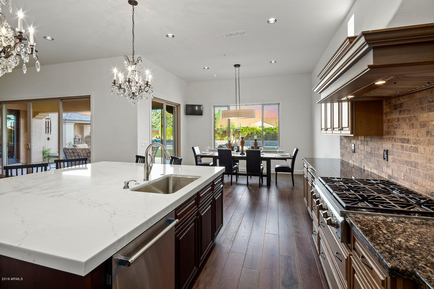 BOCARA BACARA - Residential