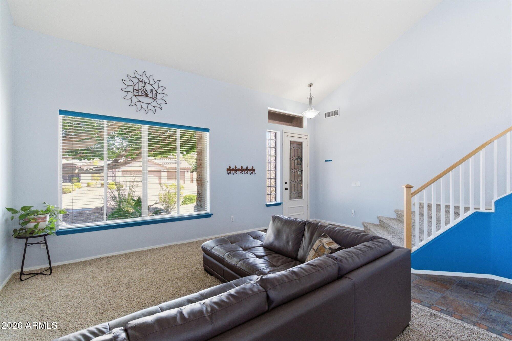 SILVERTON - Residential