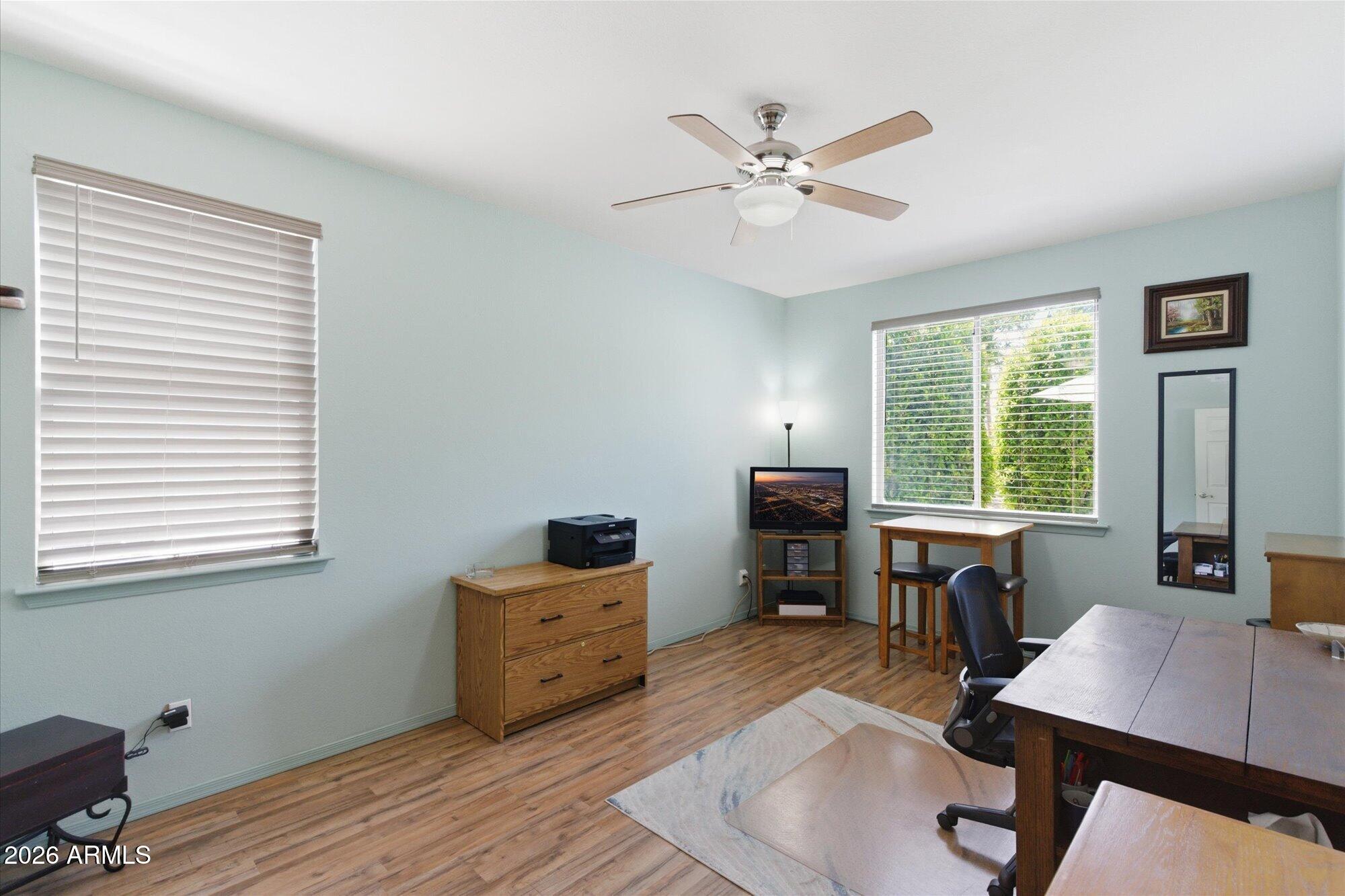 SILVERTON - Residential