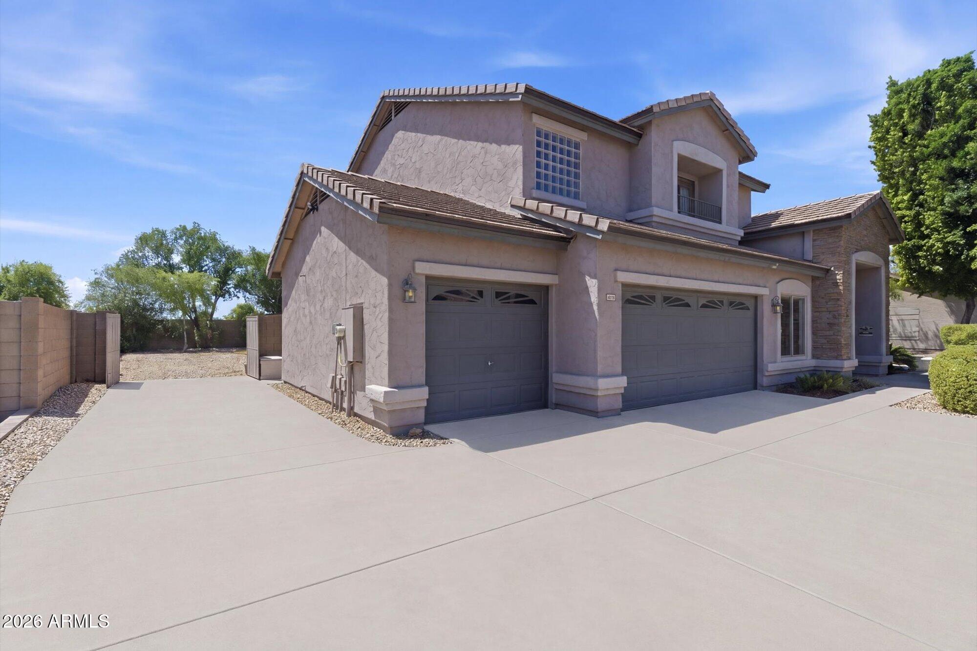 SILVERTON - Residential