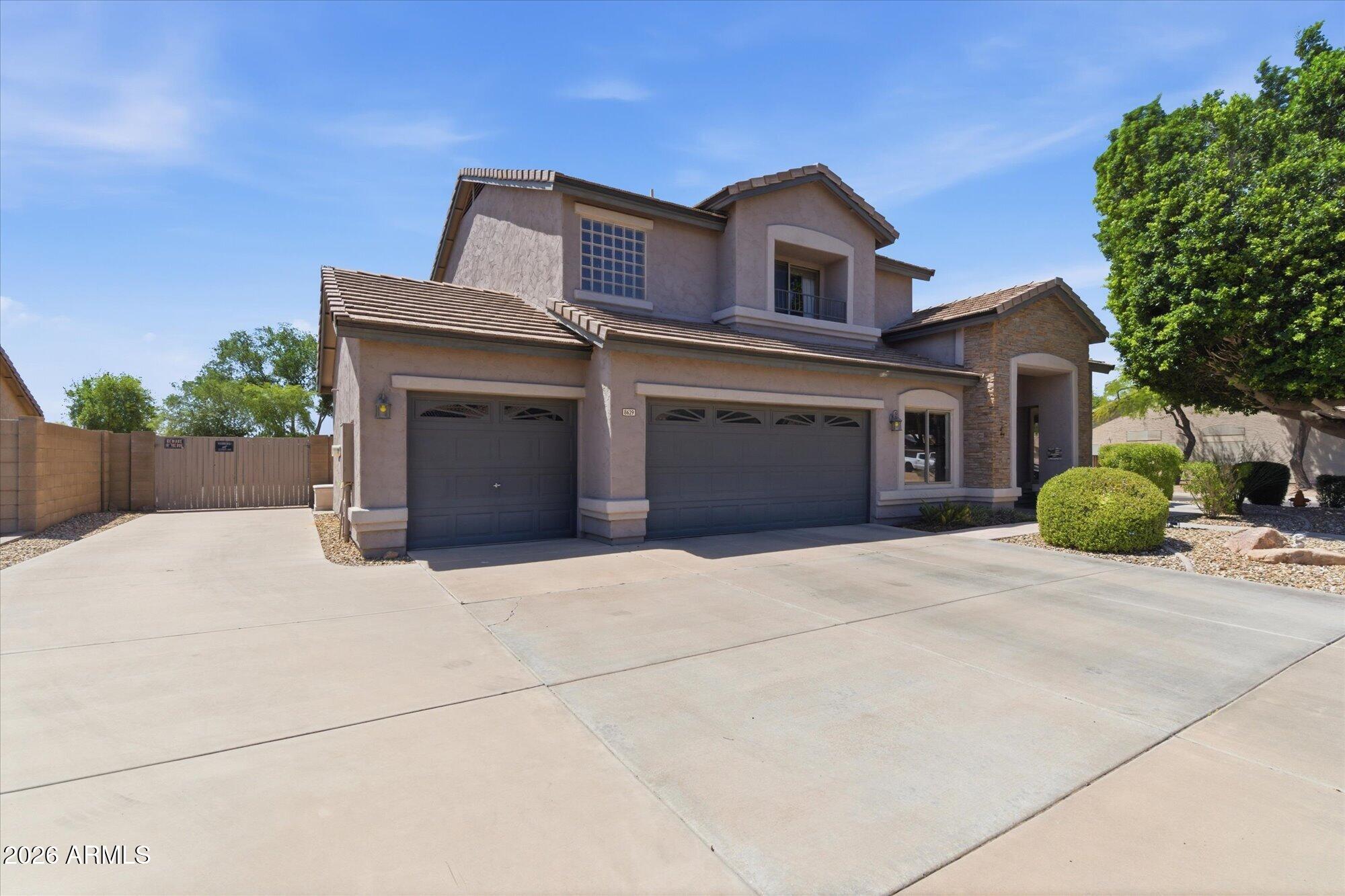 SILVERTON - Residential