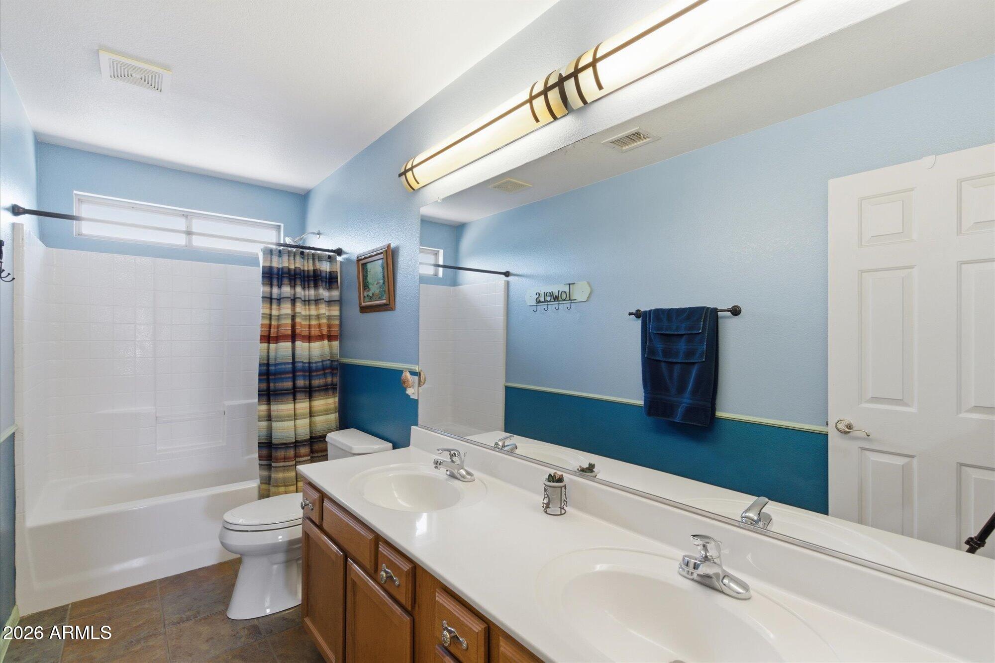 SILVERTON - Residential