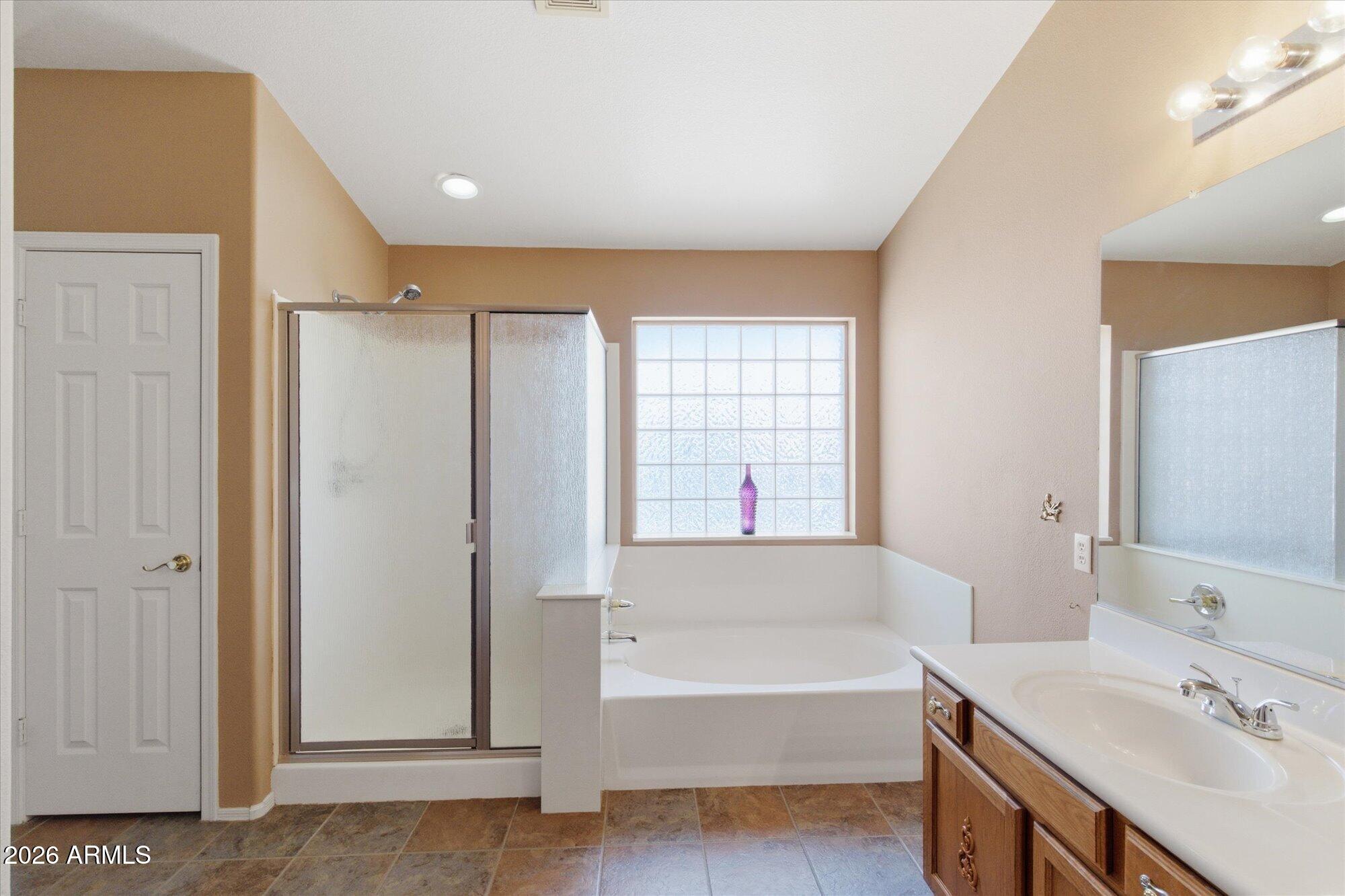 SILVERTON - Residential